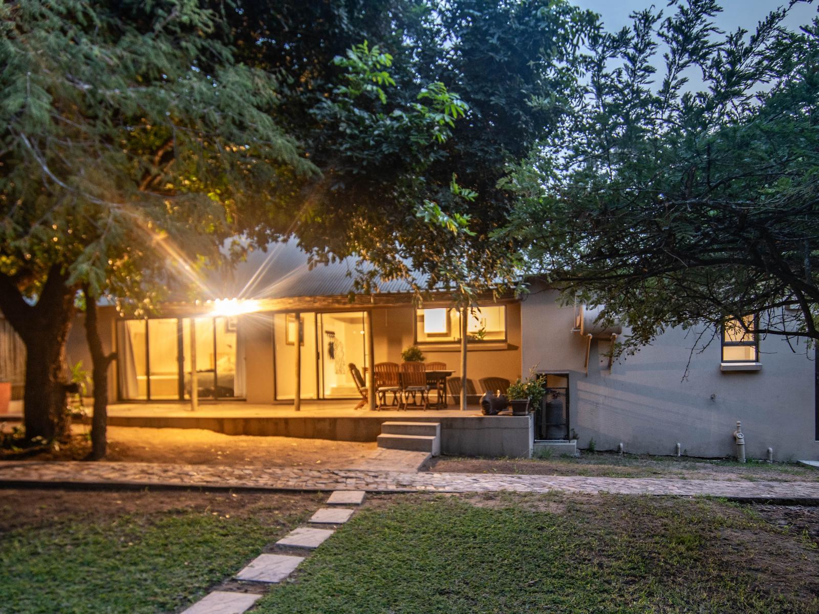 Thornhill Safari Lodge