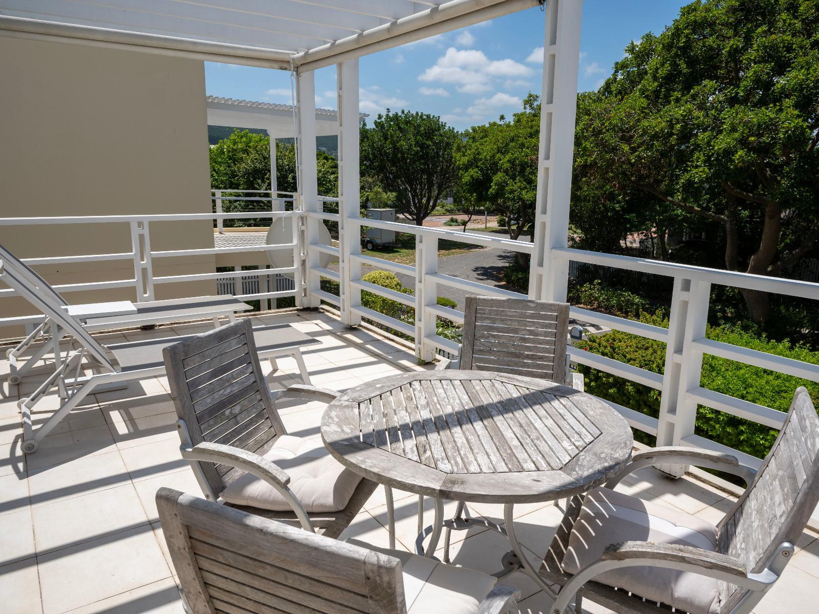 Thesen Island Villas