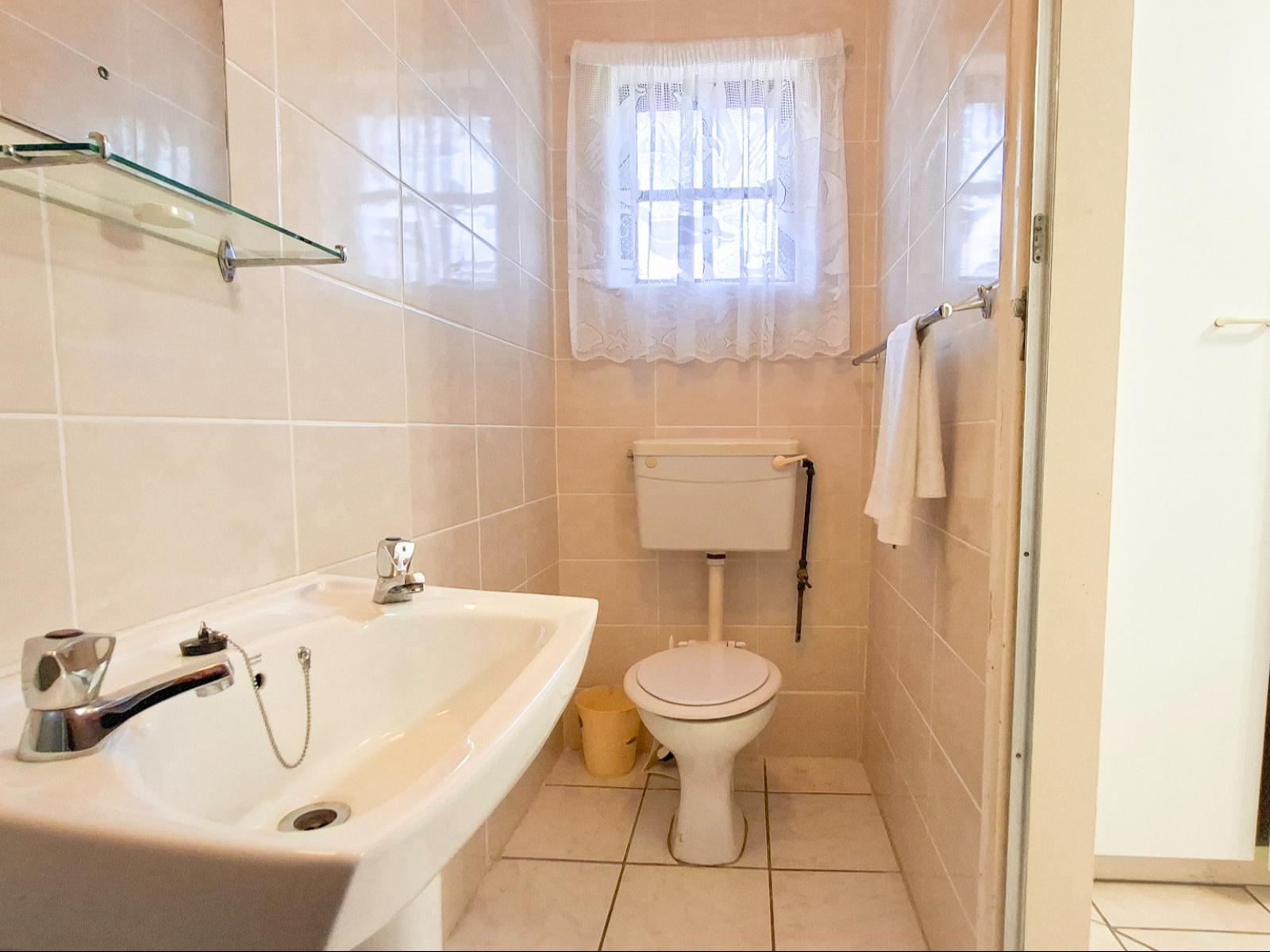 Roomtype 396: Bathroom South Coast - Just Property