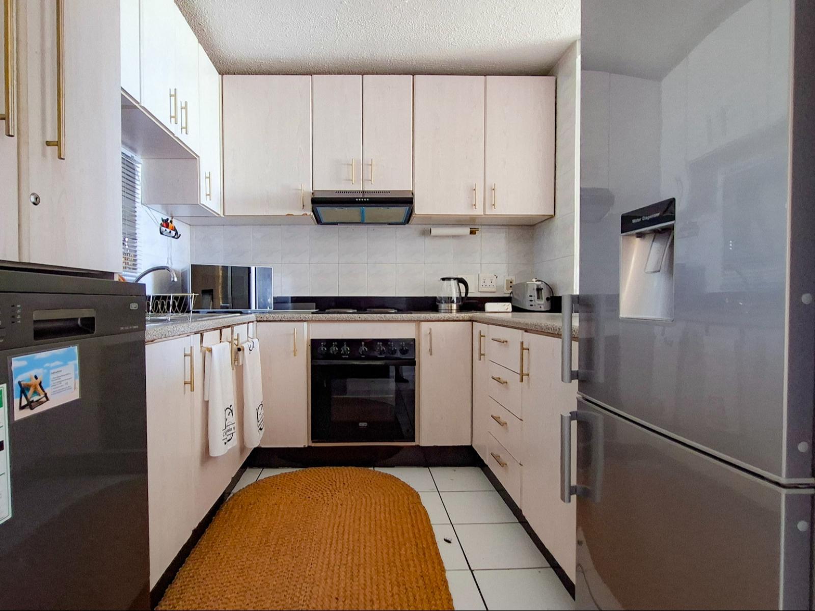 Roomtype 660: Breakfast area South Coast - Just Property