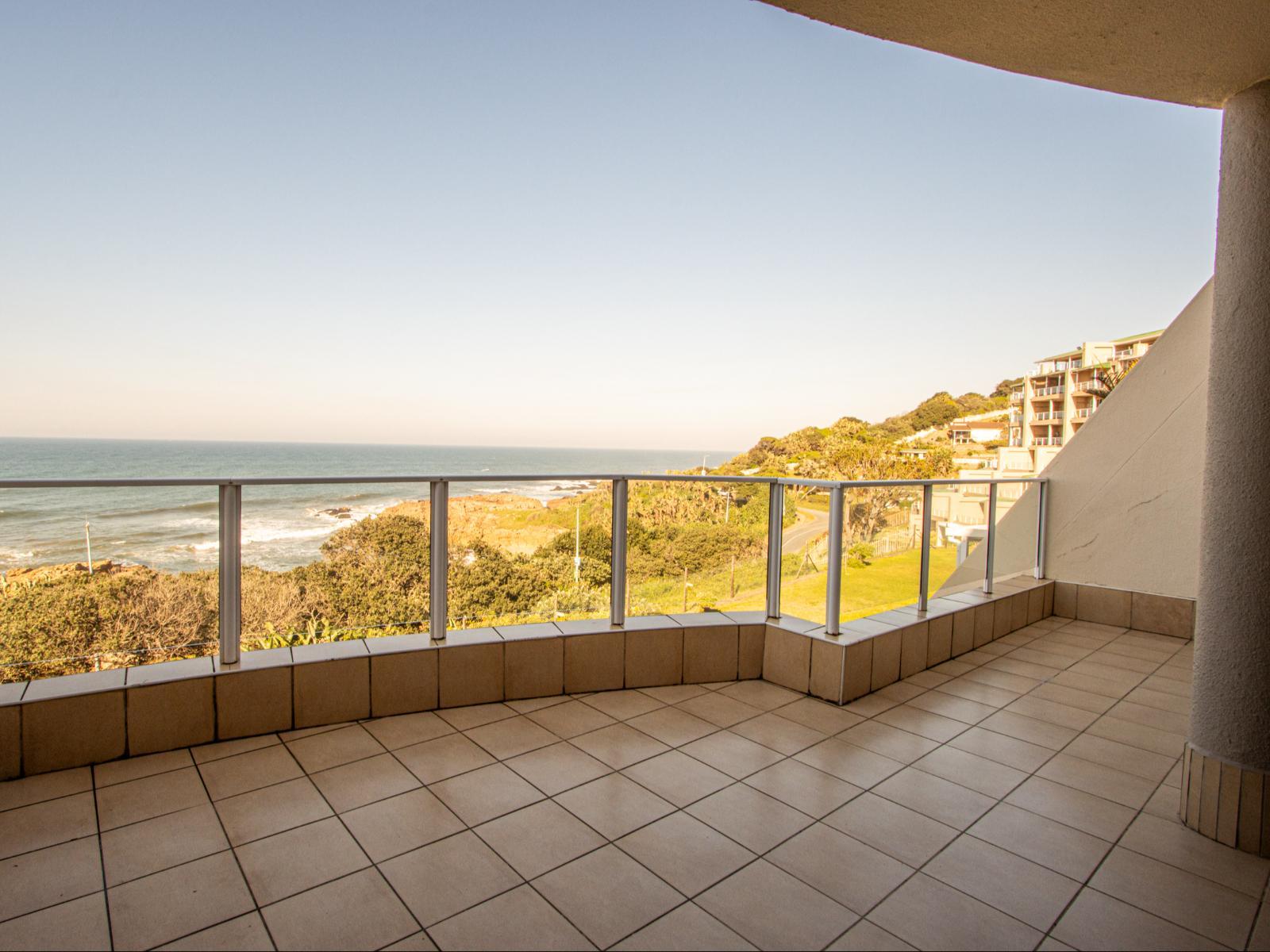 Roomtype 352: Patio South Coast - Just Property