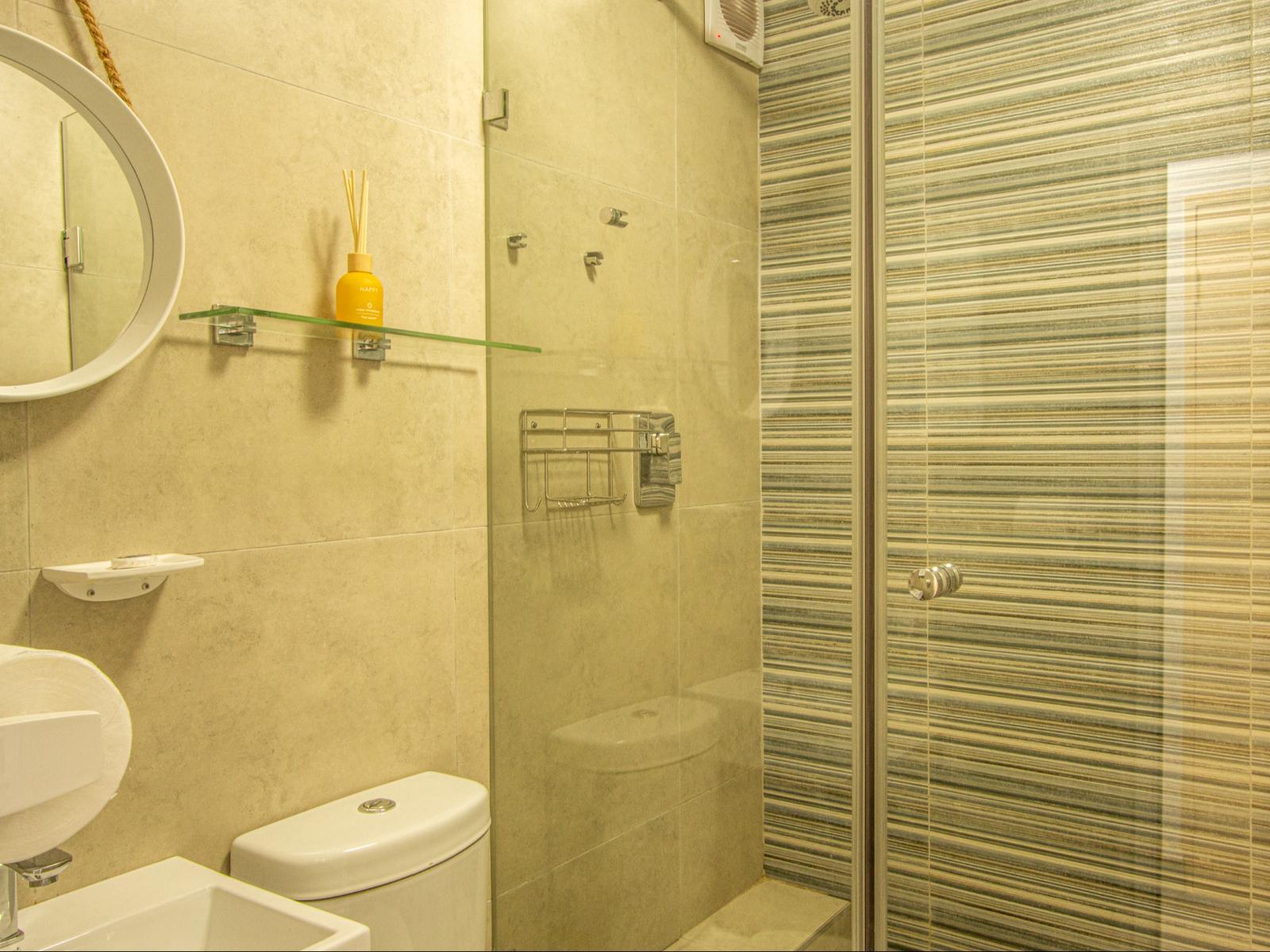 Roomtype 352: Shower South Coast - Just Property