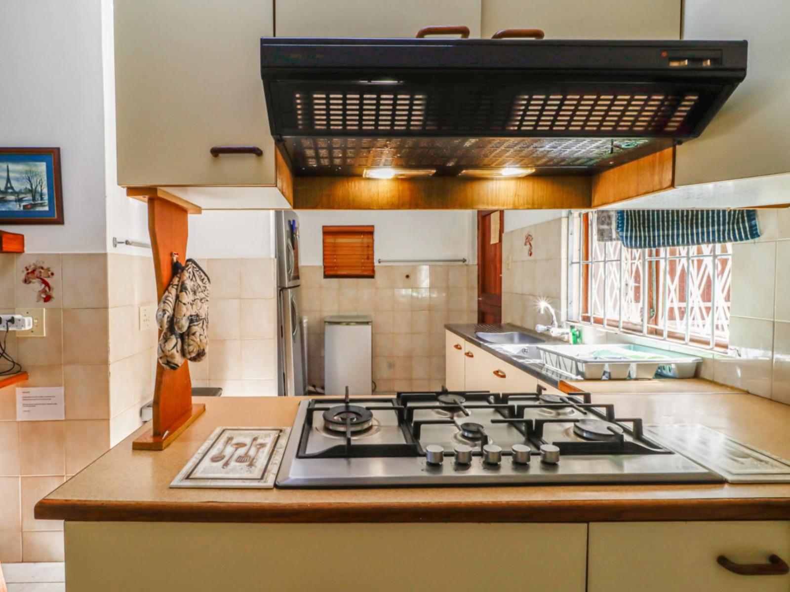 Roomtype 242: Breakfast area South Coast - Just Property