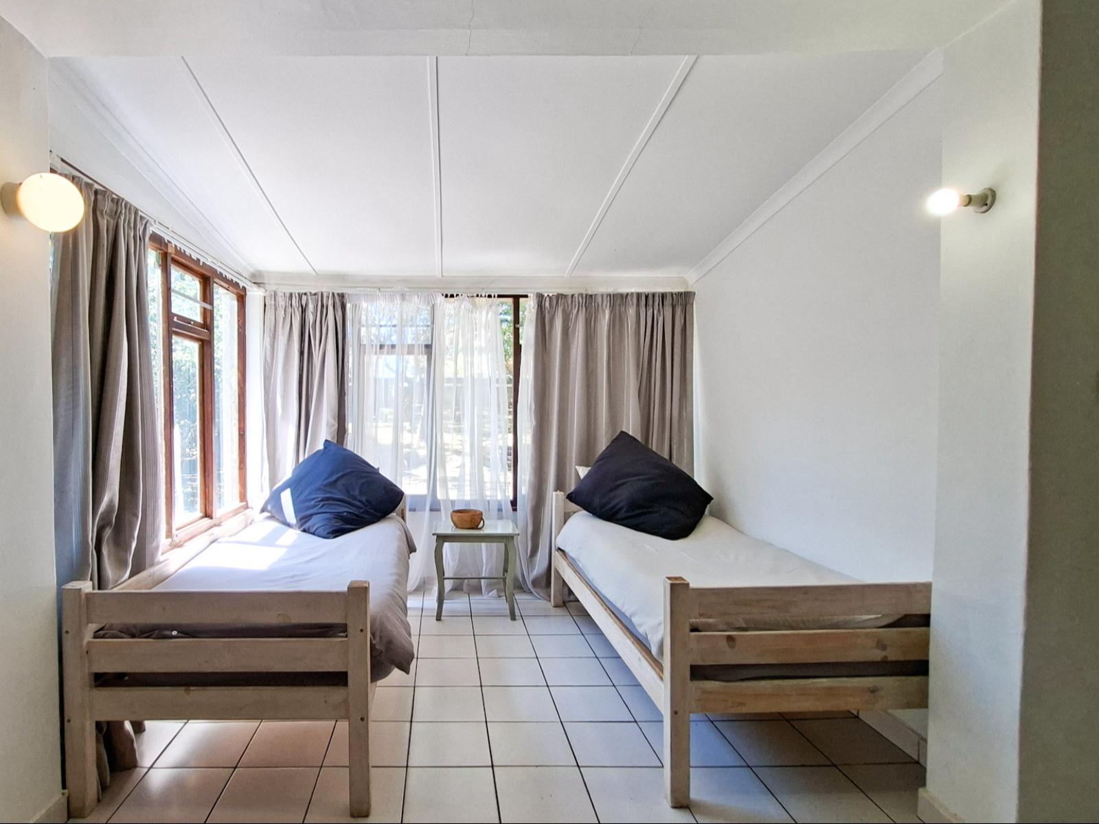 Roomtype 521: Photo of the whole room South Coast - Just Property
