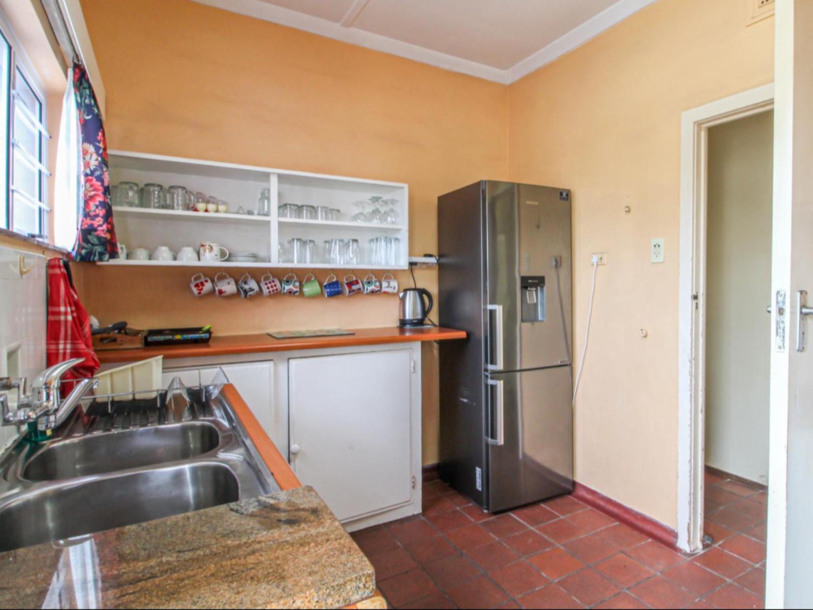 Roomtype 246: Breakfast area South Coast - Just Property