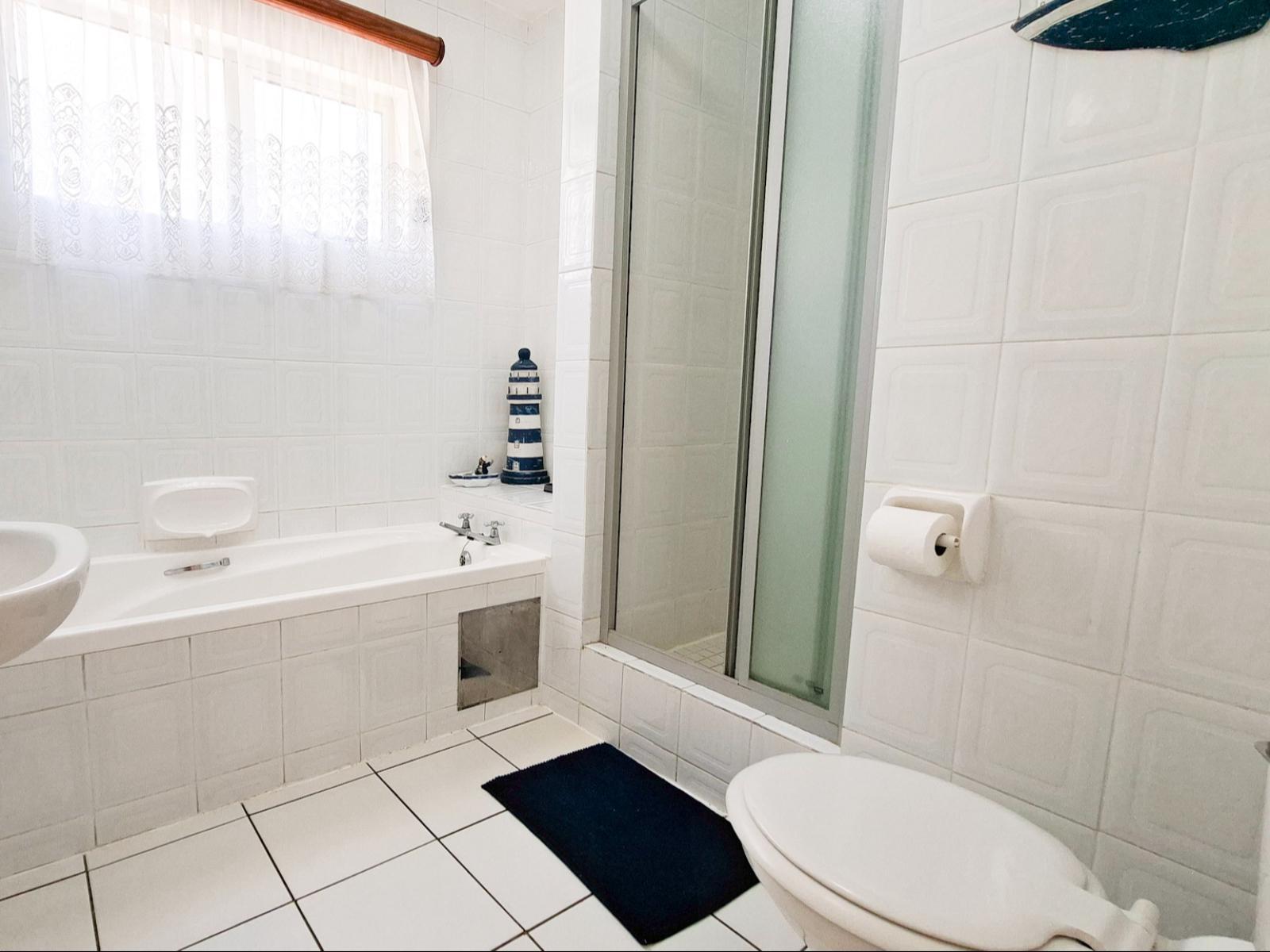 Roomtype 200: Bathroom South Coast - Just Property