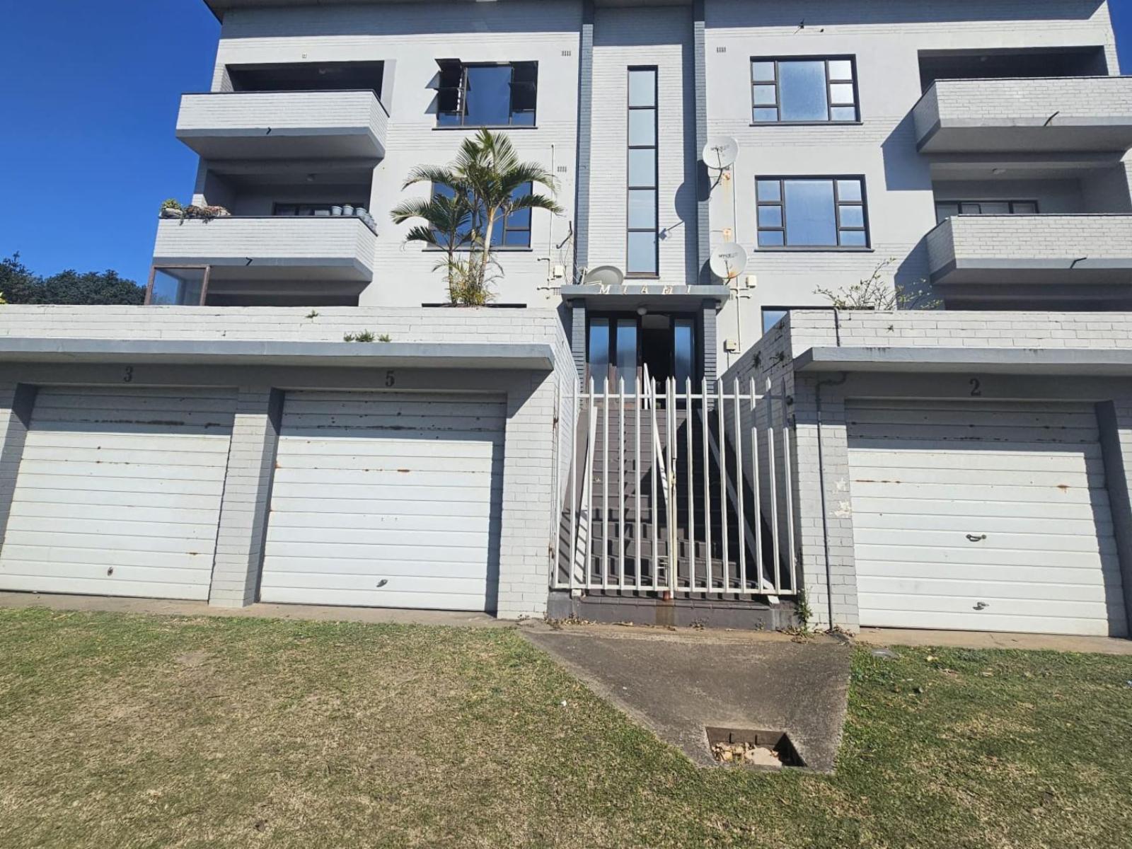 Roomtype 205: Neighbourhood South Coast - Just Property