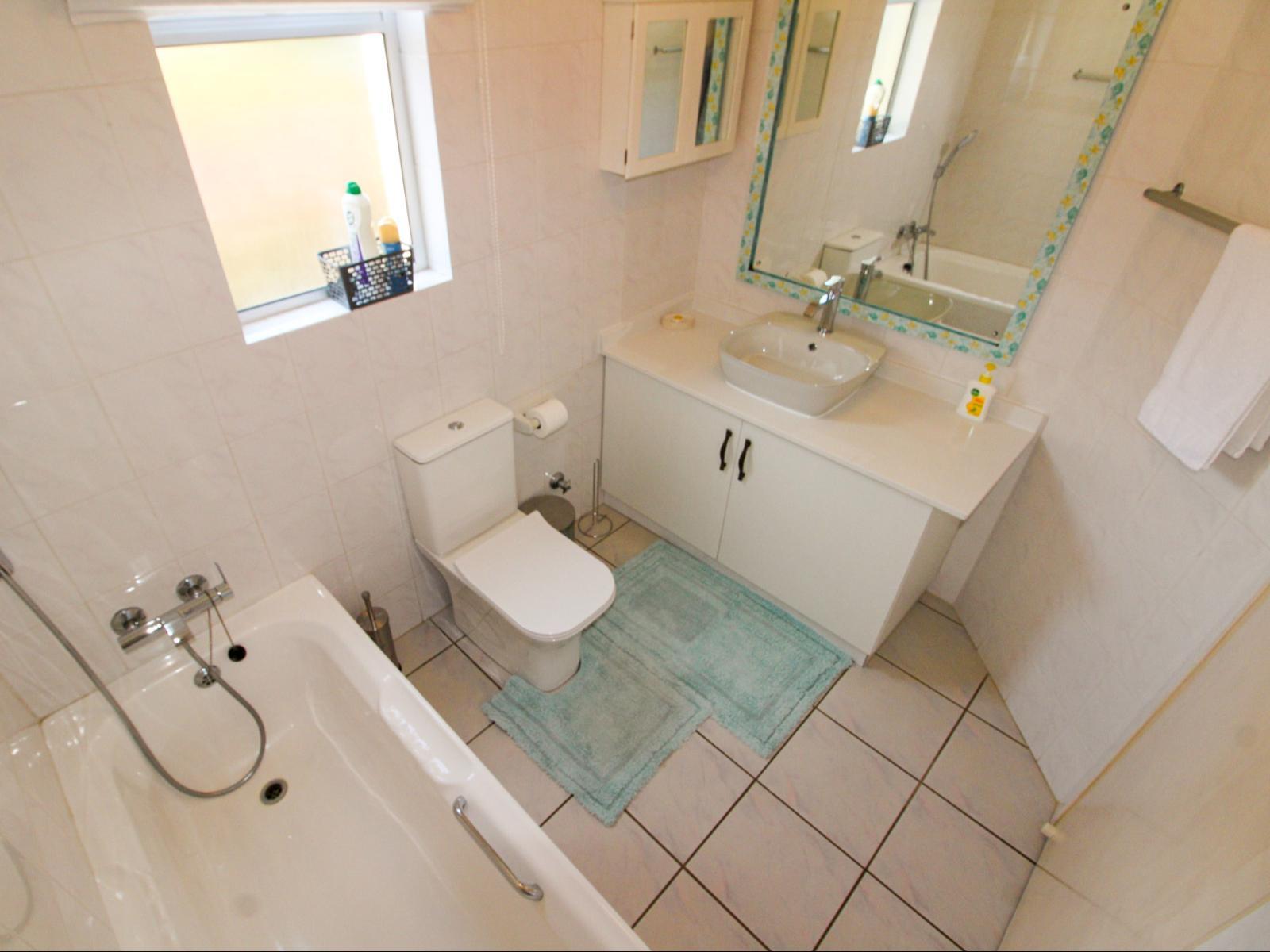 Roomtype 572: Bathroom South Coast - Just Property