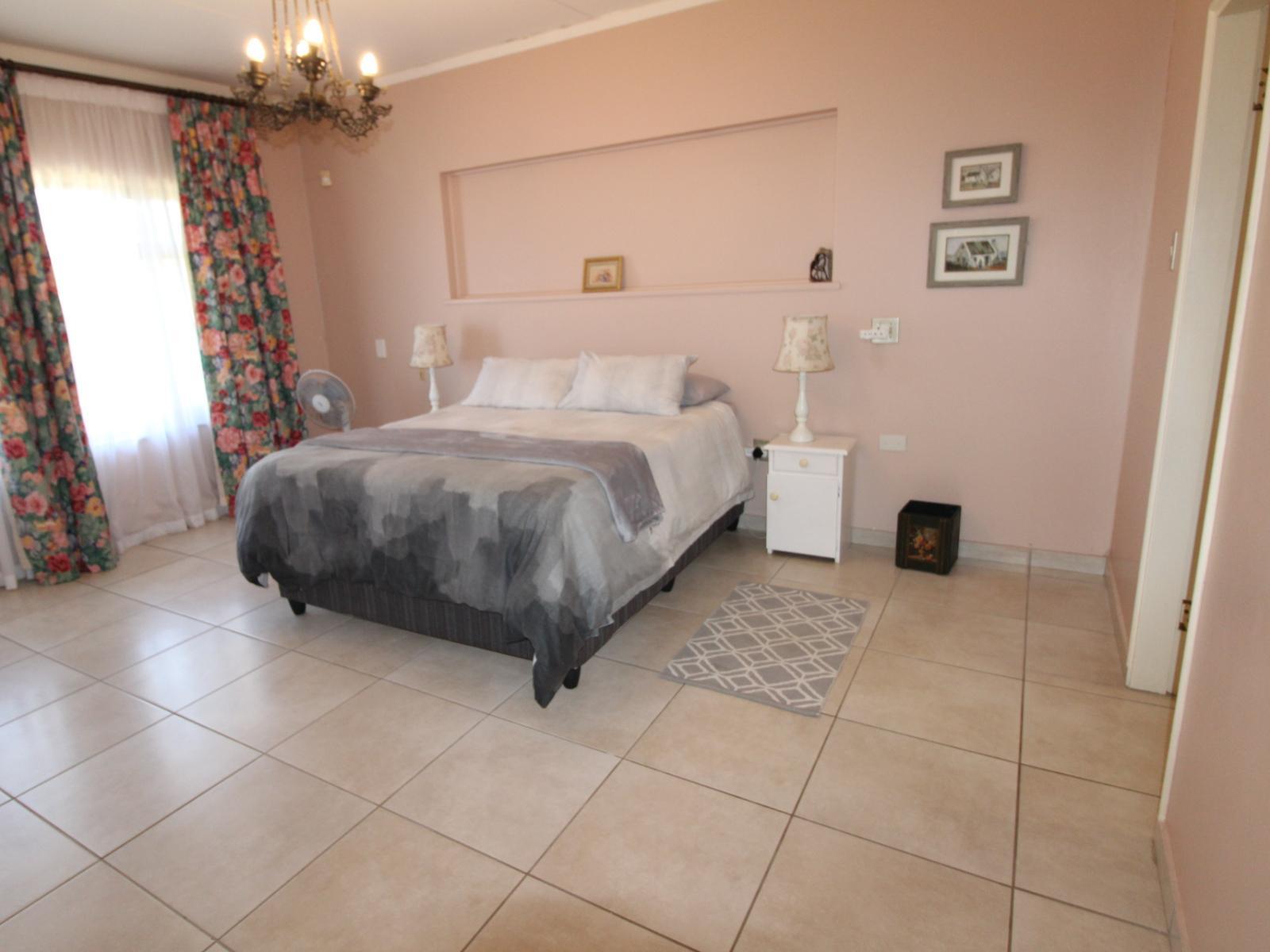 Roomtype 302: Photo of the whole room South Coast - Just Property