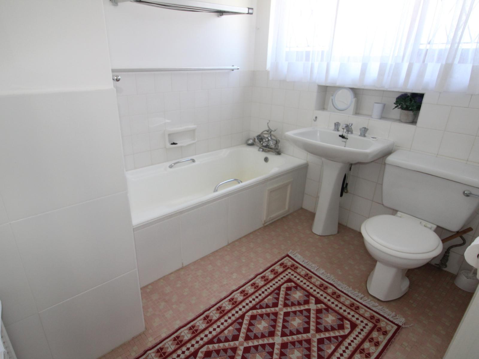 Roomtype 302: Bathroom South Coast - Just Property