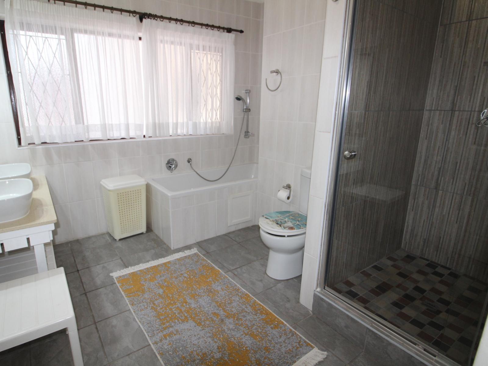 Roomtype 302: Bathroom South Coast - Just Property
