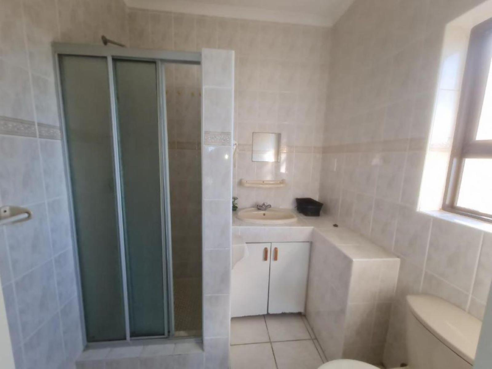 Roomtype 77: Bathroom South Coast - Just Property