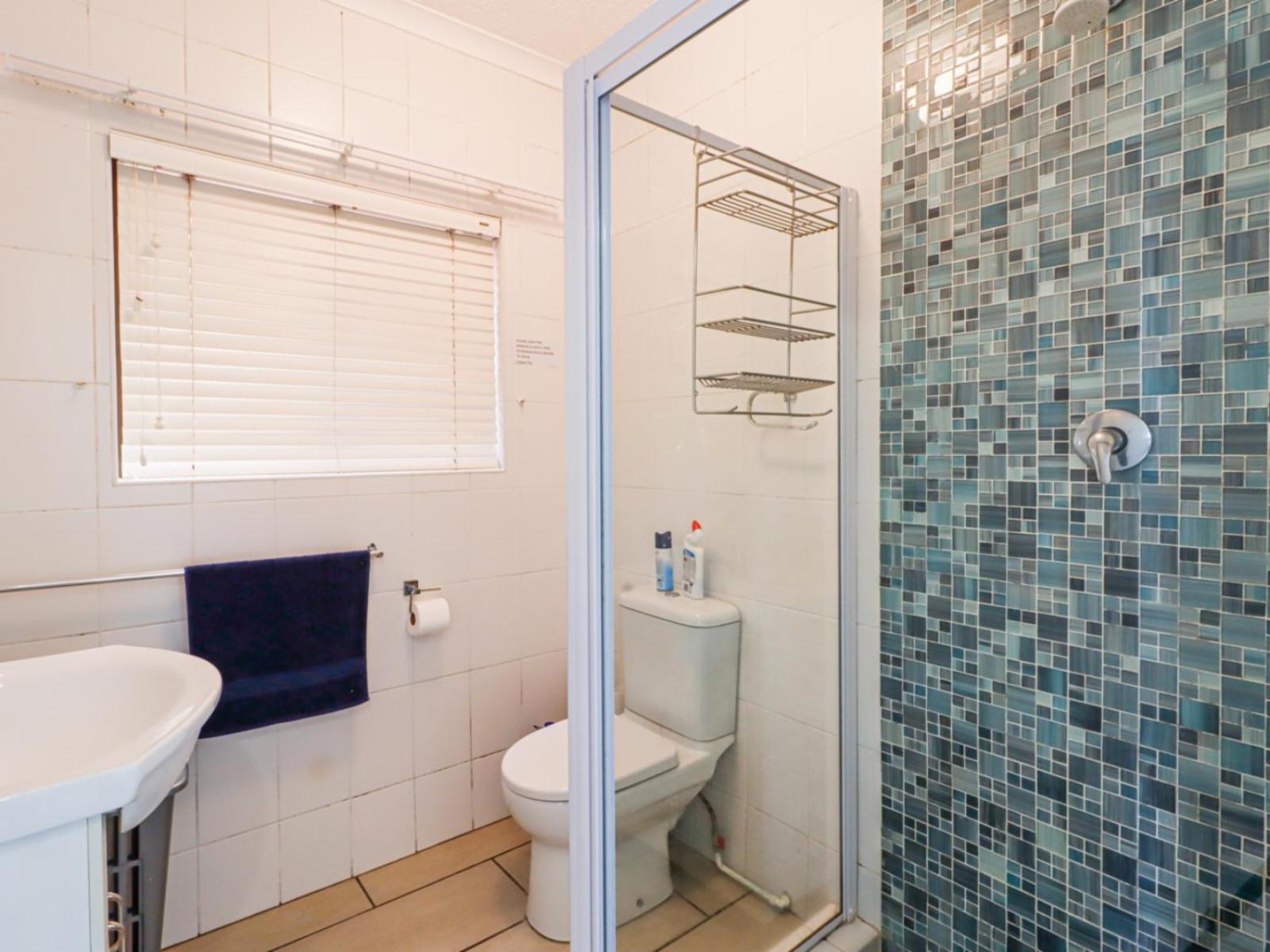 Roomtype 627: Bathroom South Coast - Just Property