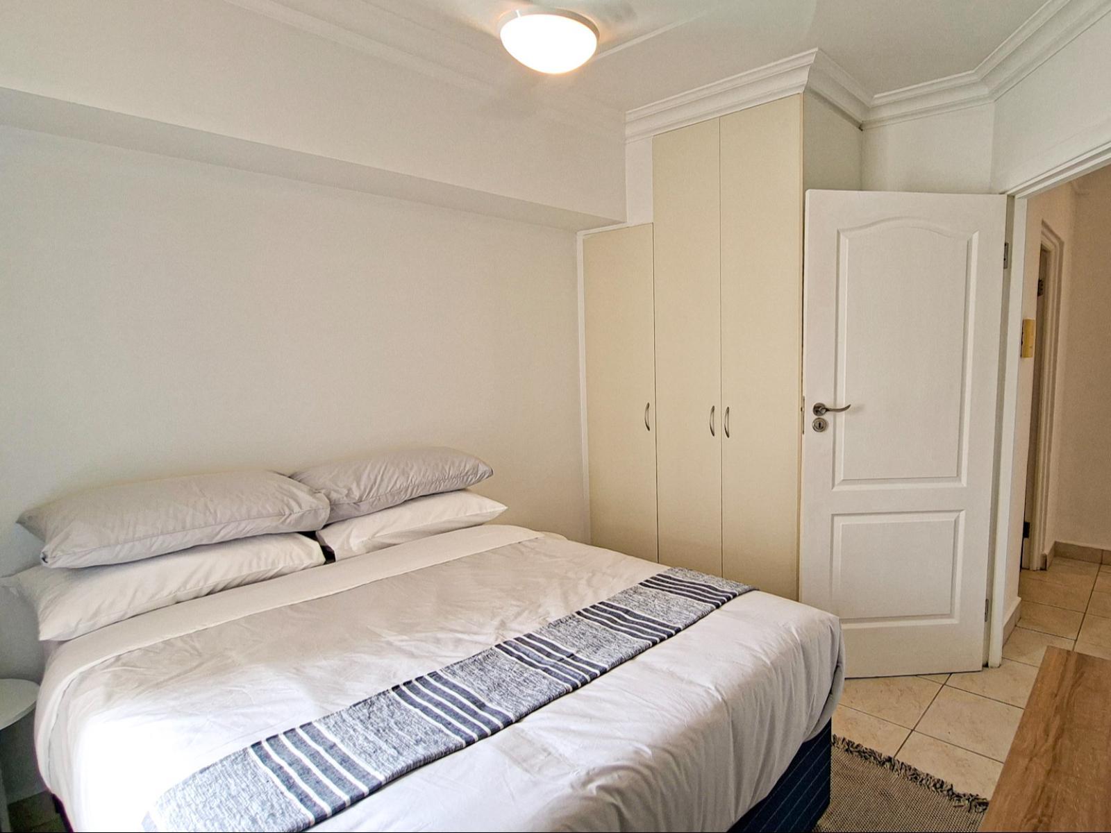 Roomtype 652: Photo of the whole room South Coast - Just Property