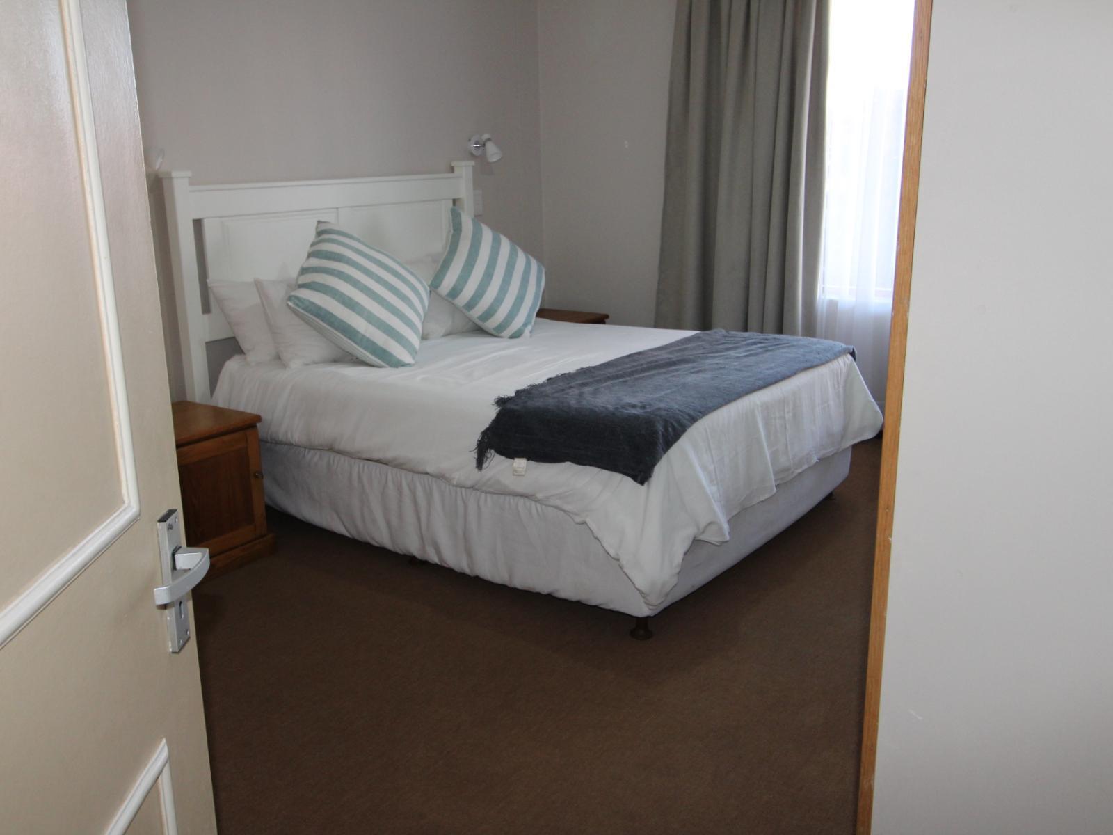 Roomtype 270: Bed South Coast - Just Property