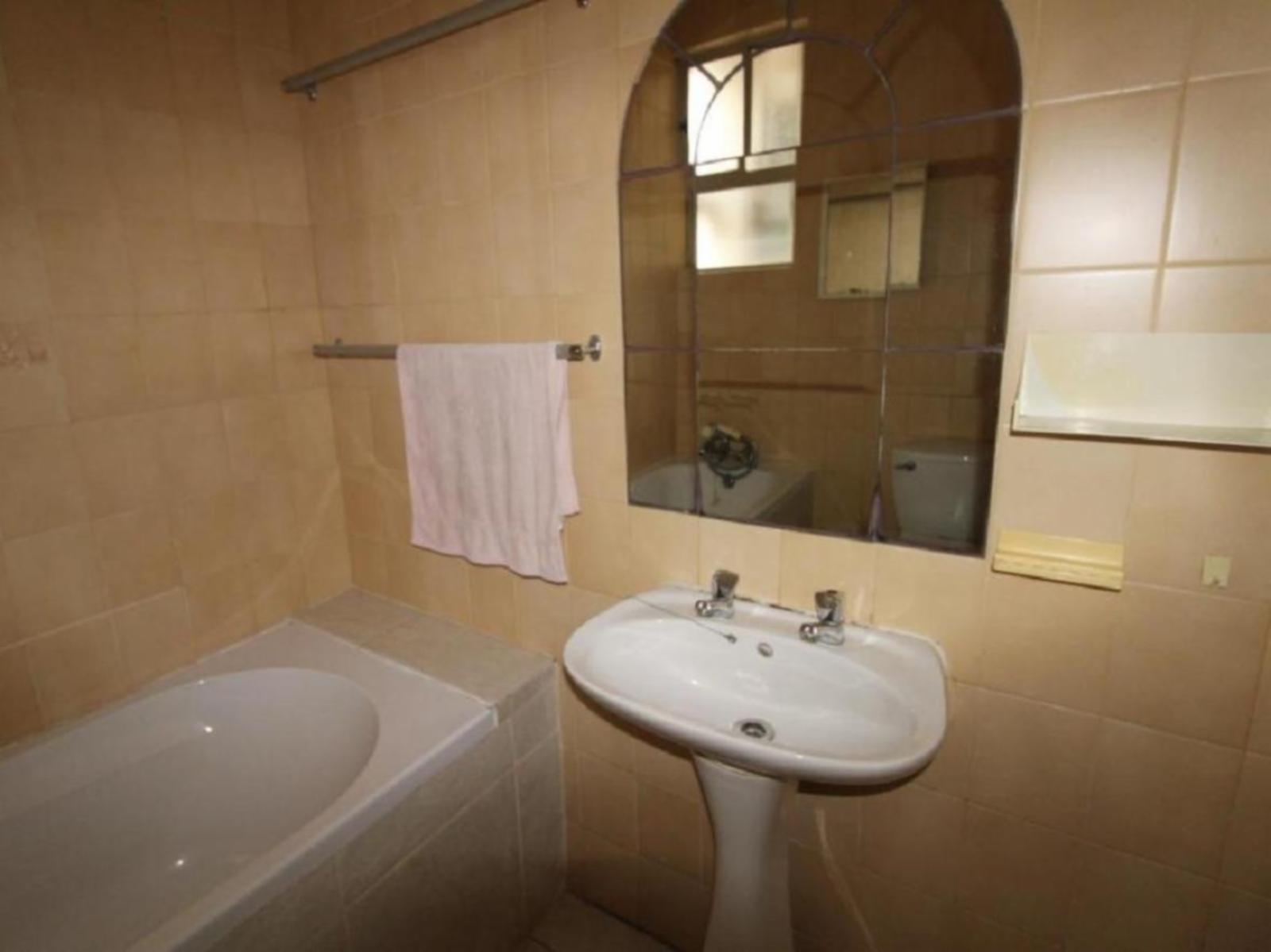 Roomtype 566: Bathroom South Coast - Just Property
