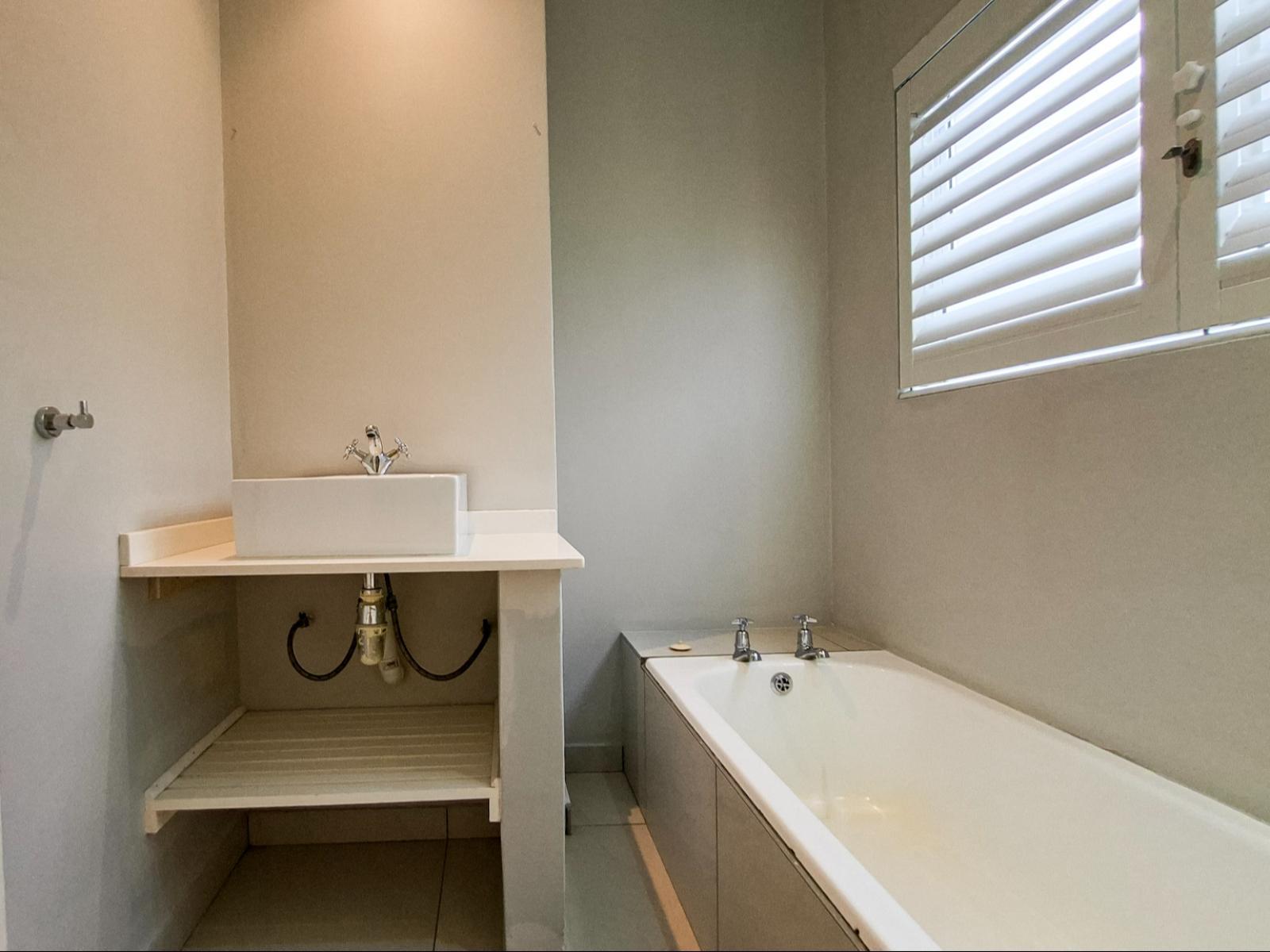 Roomtype 653: Bathroom South Coast - Just Property