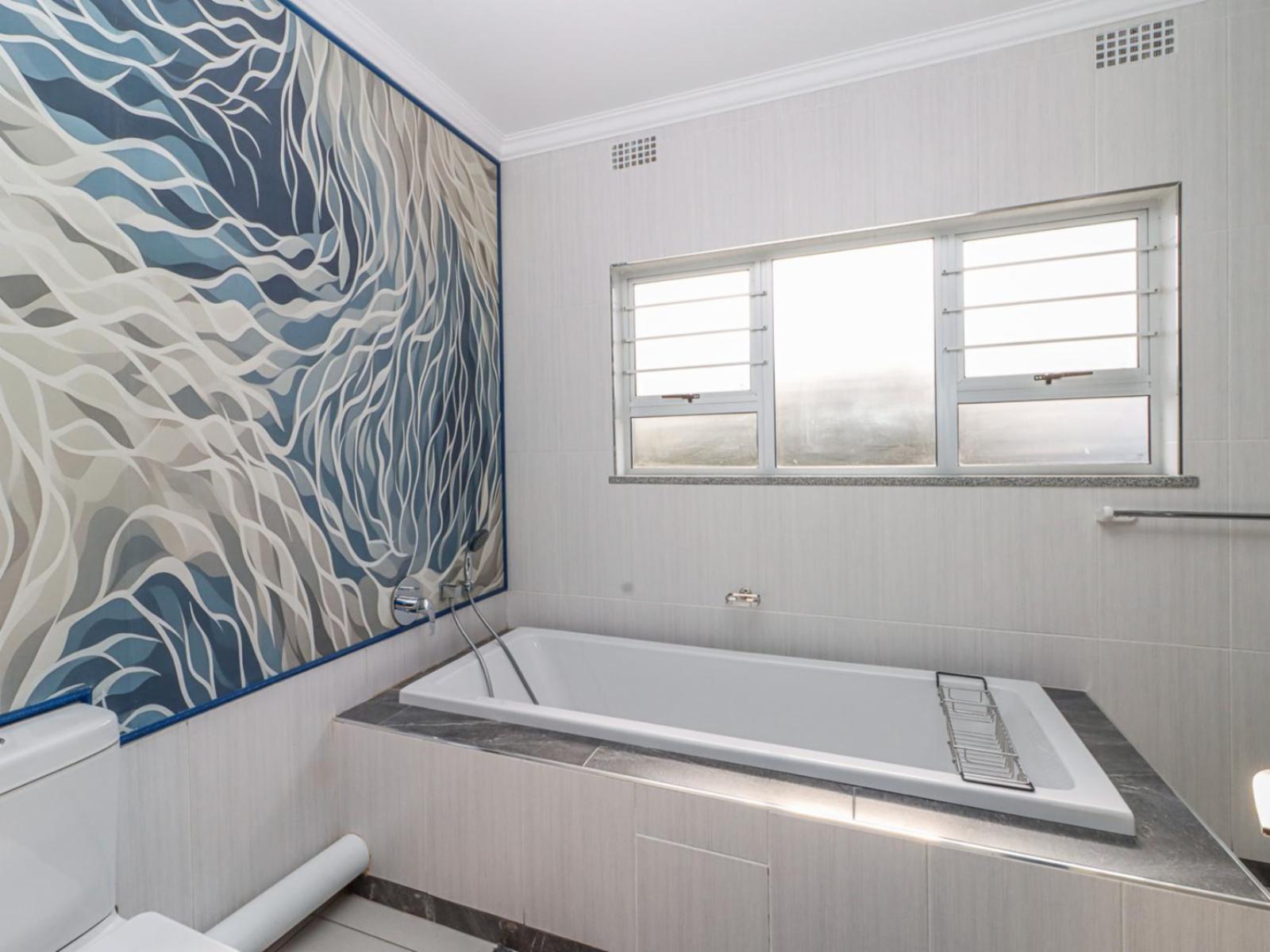Roomtype 637: Bathroom South Coast - Just Property