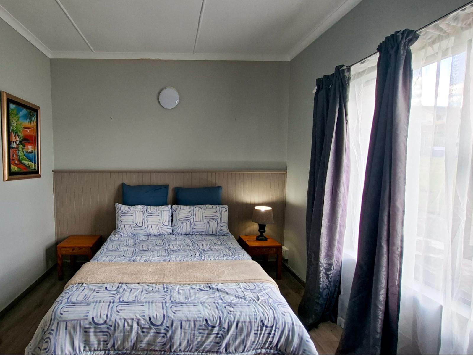 Roomtype 666: Photo of the whole room South Coast - Just Property