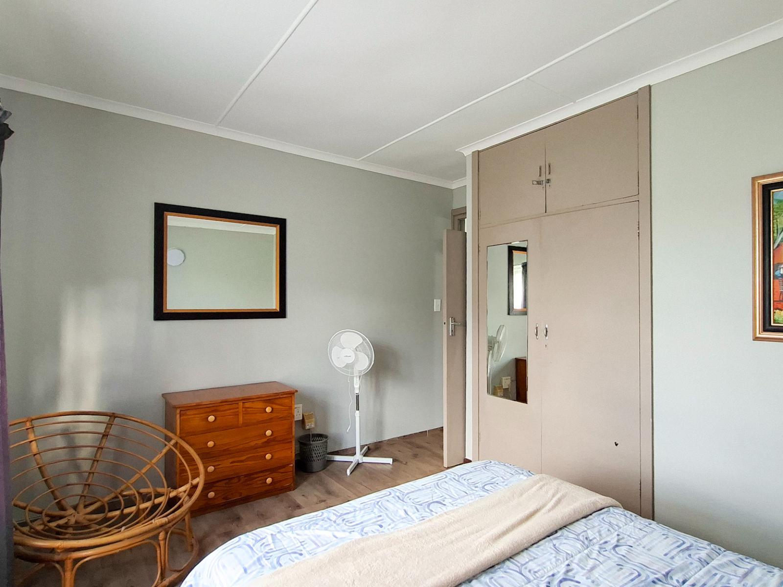 Roomtype 666: Photo of the whole room South Coast - Just Property