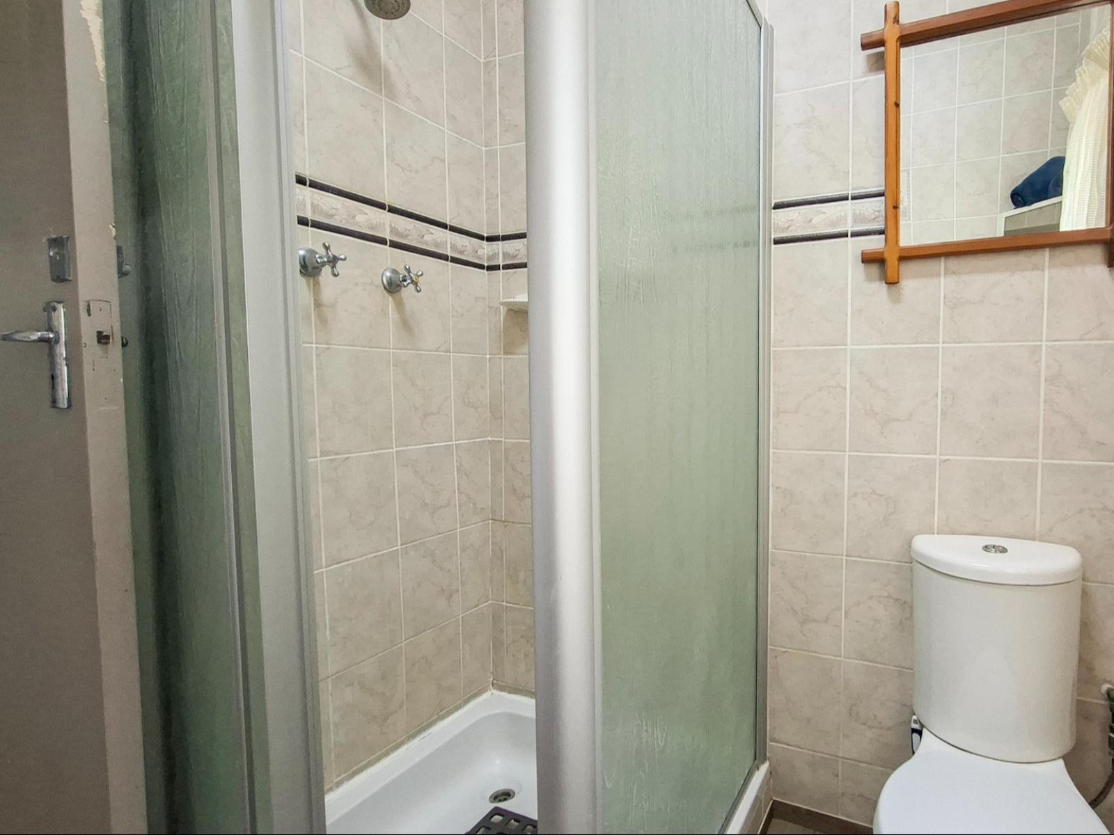 Roomtype 666: Bathroom South Coast - Just Property