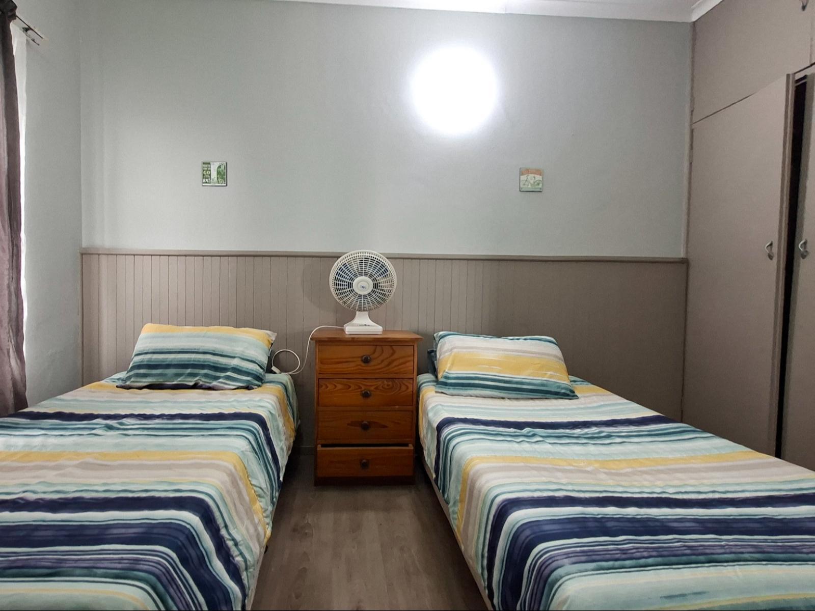 Roomtype 666: Photo of the whole room South Coast - Just Property