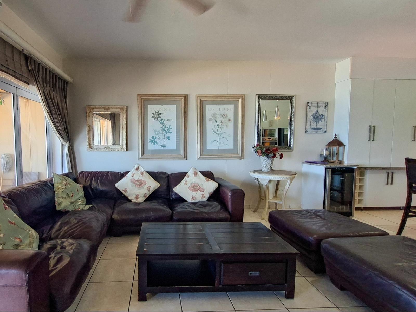 Roomtype 562: Living Room South Coast - Just Property
