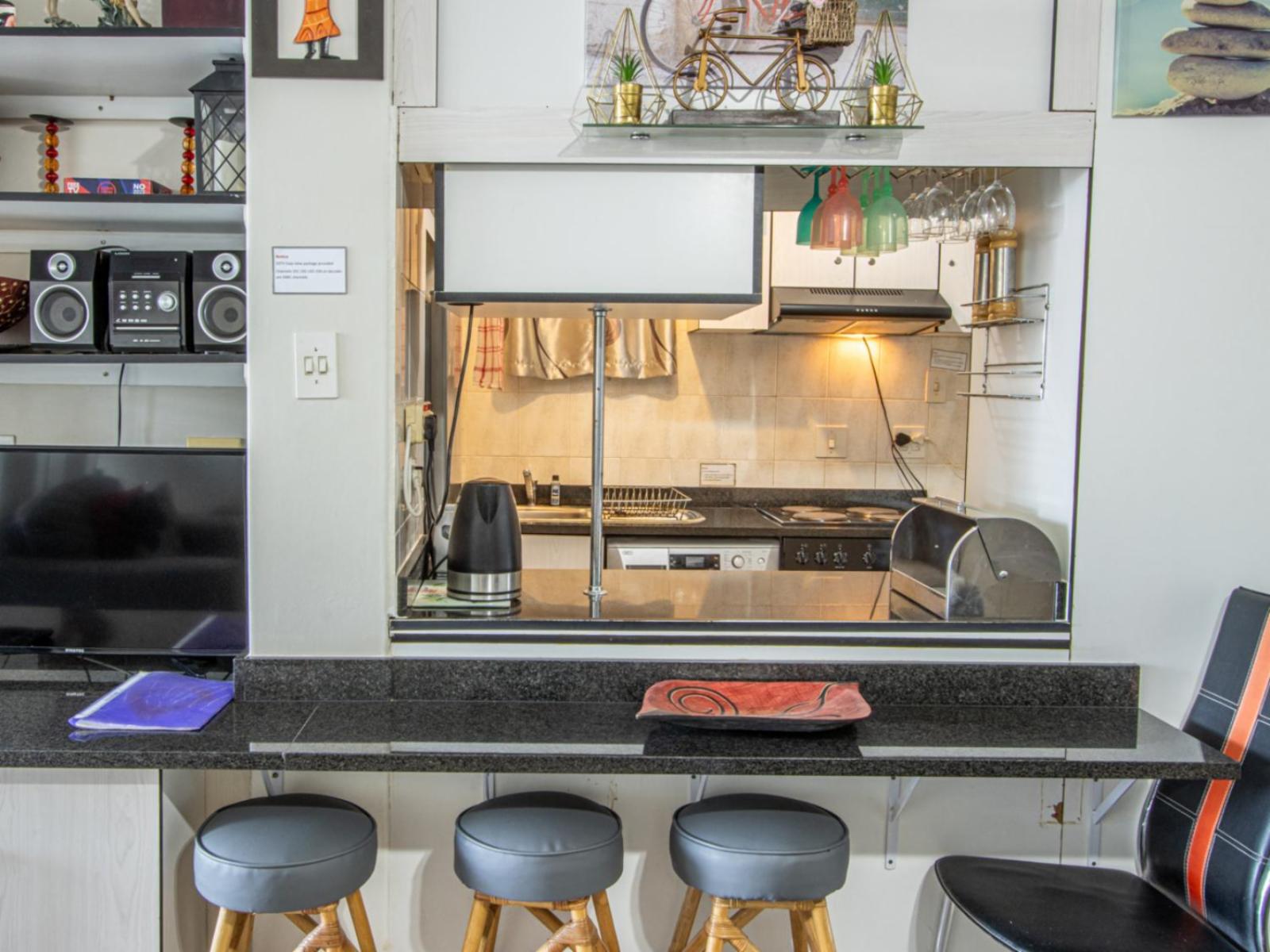Roomtype 148: Breakfast area South Coast - Just Property