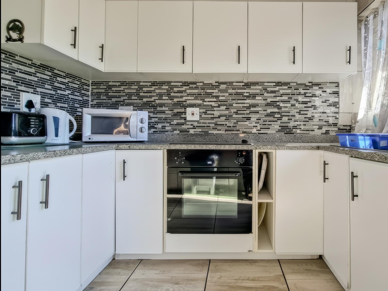 Roomtype 194: Breakfast area South Coast - Just Property