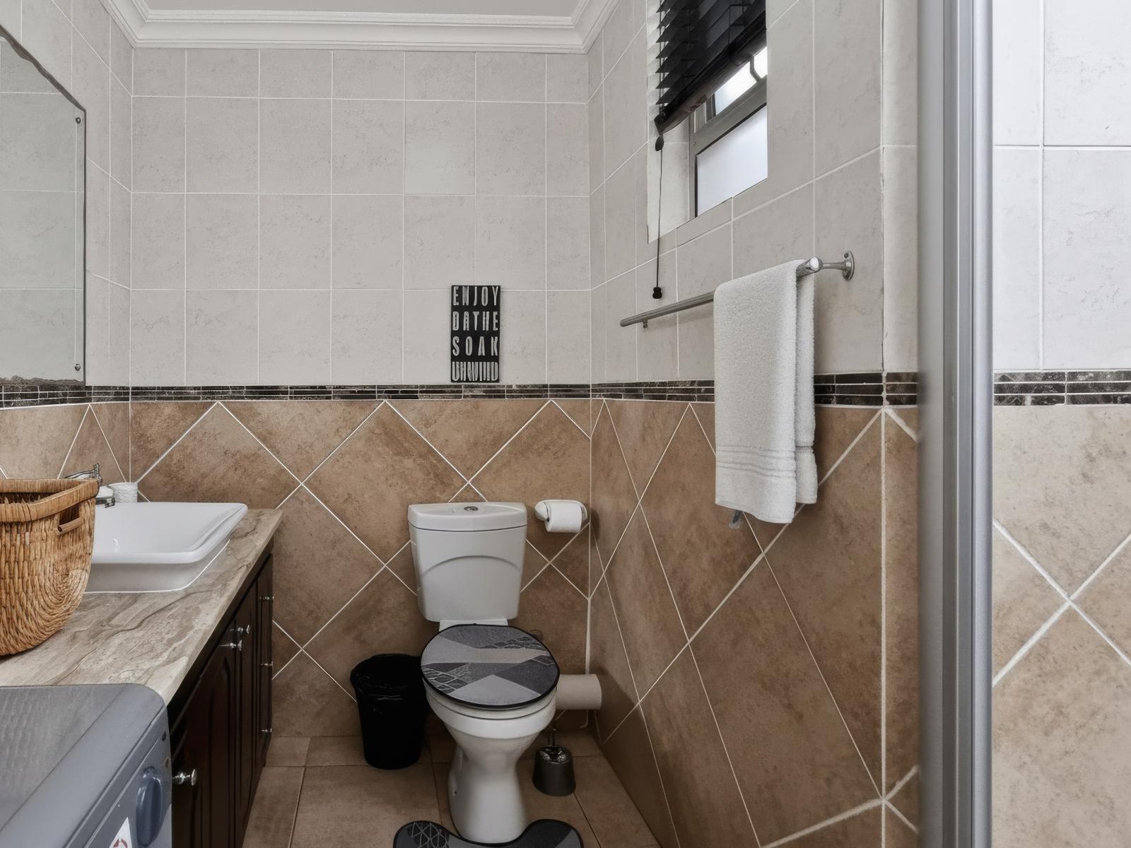 Roomtype 671: Shower South Coast - Just Property