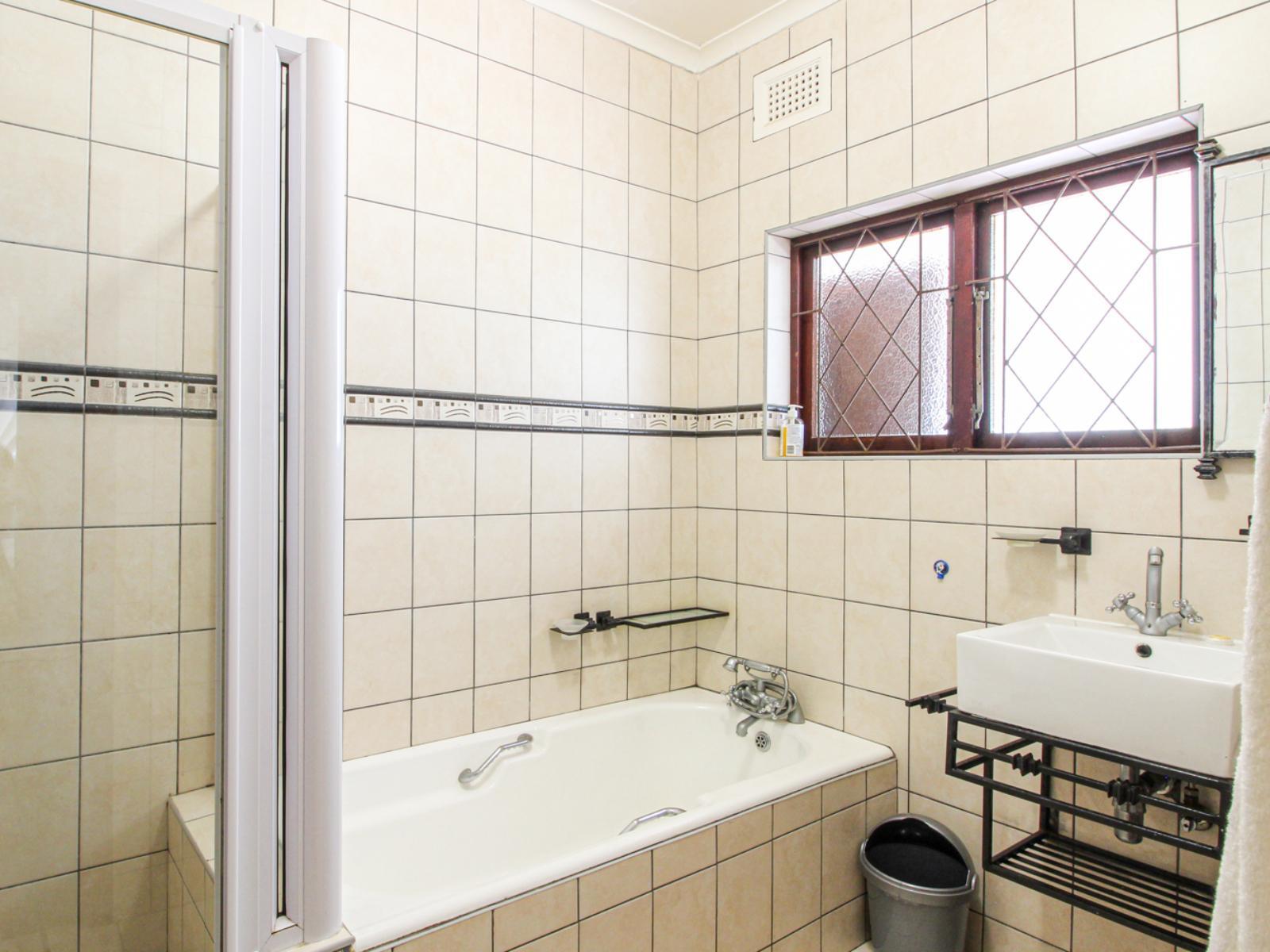 Roomtype 624: Bathroom South Coast - Just Property