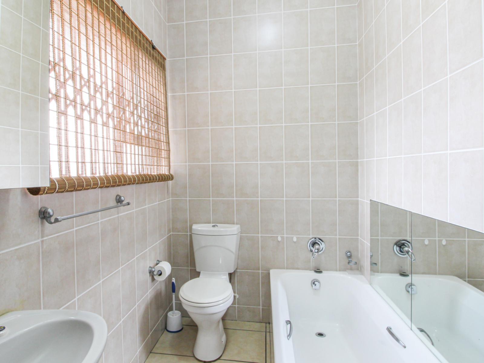 Roomtype 618: Bathroom South Coast - Just Property