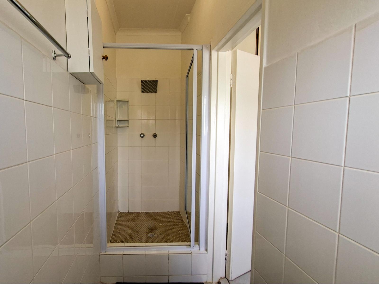 Roomtype 667: Shower South Coast - Just Property