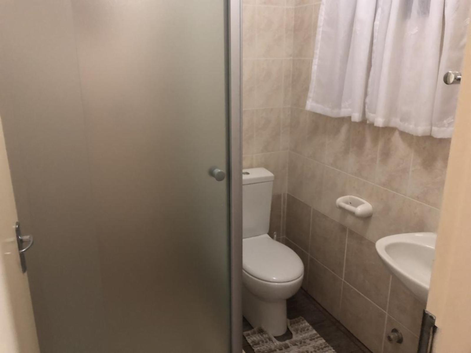 Roomtype 140: Shower South Coast - Just Property