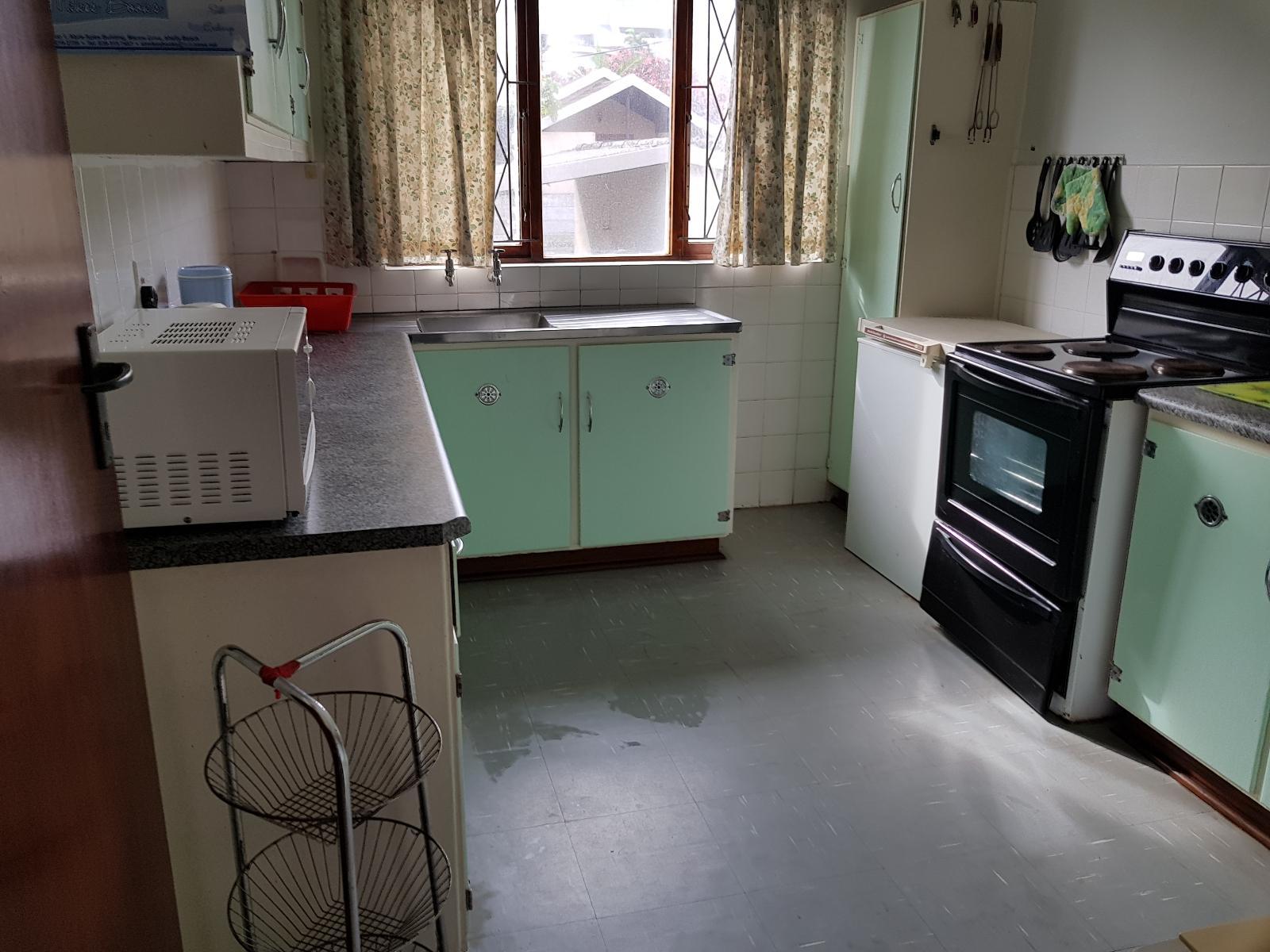 Roomtype 363: Kitchenette South Coast - Just Property