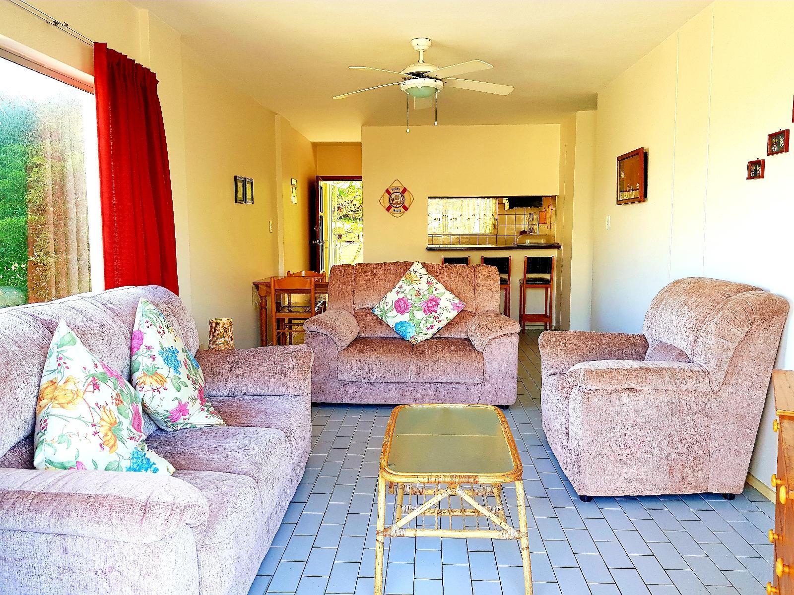 Roomtype 326: Seating area South Coast - Just Property