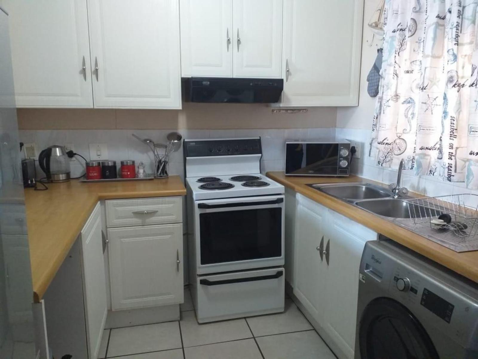 Roomtype 494: Kitchenette South Coast - Just Property