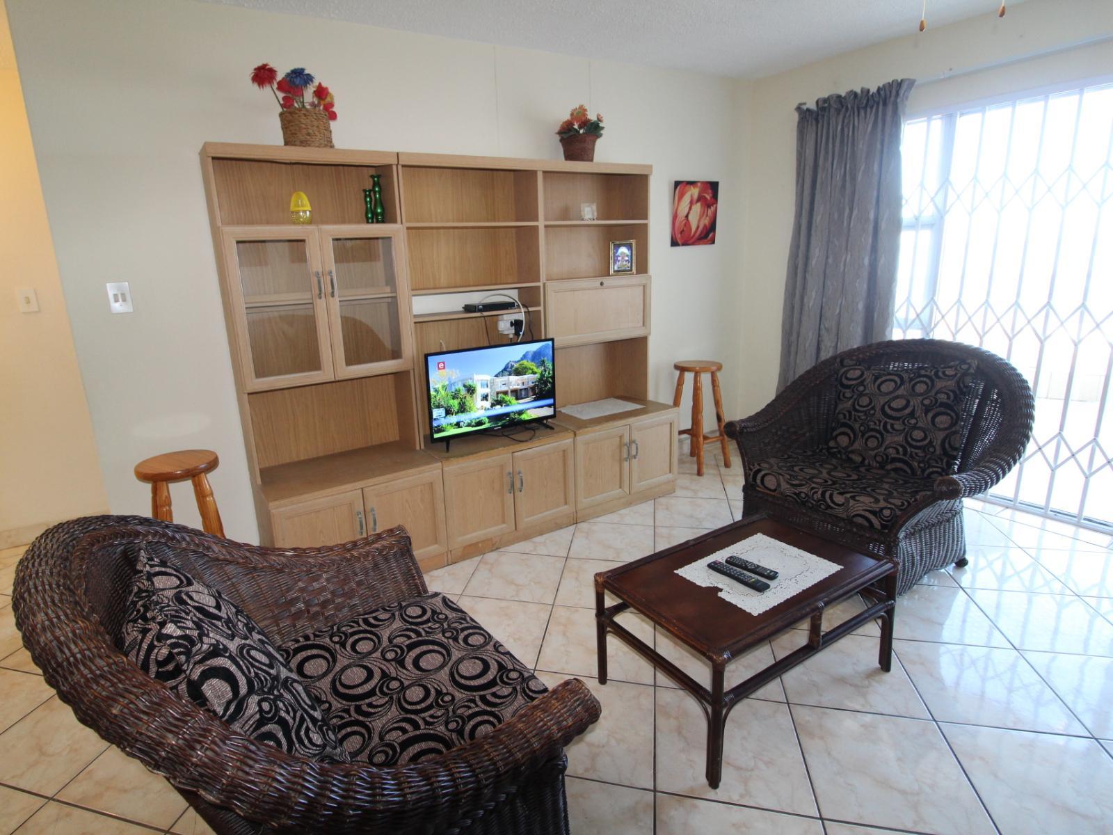 Roomtype 568: Seating area South Coast - Just Property