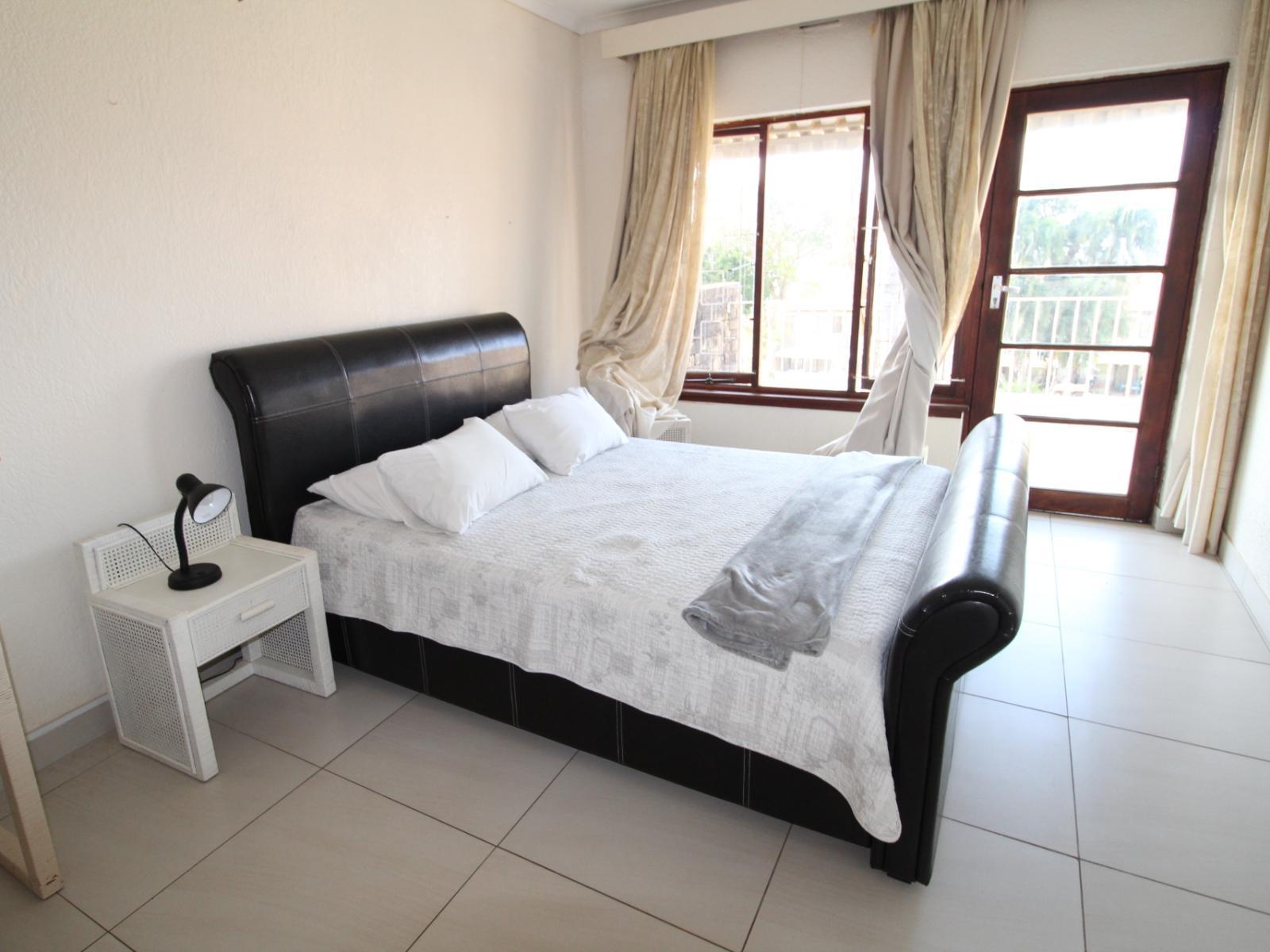 Roomtype 219: Bed South Coast - Just Property