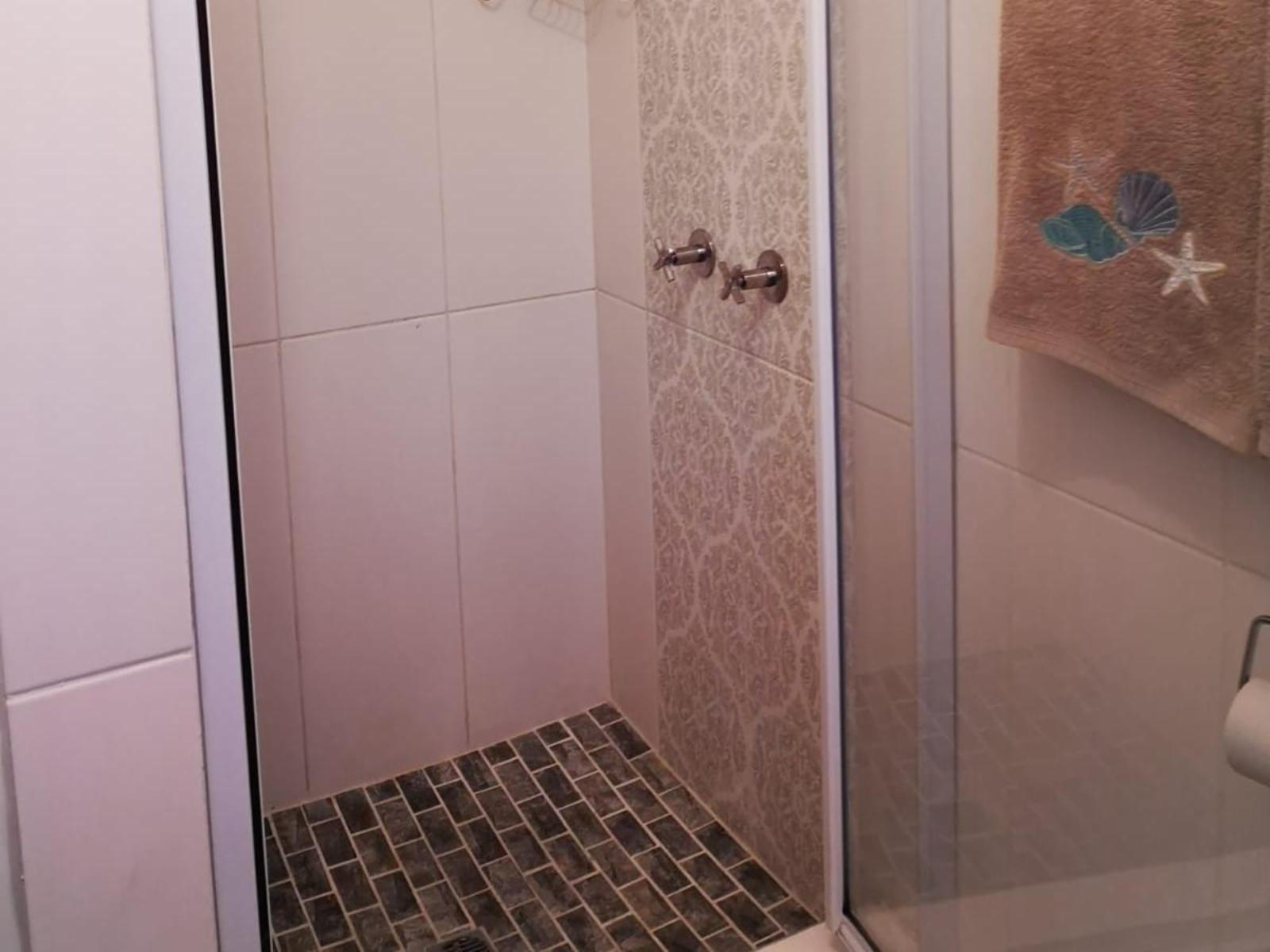 Roomtype 240: Bathroom South Coast - Just Property
