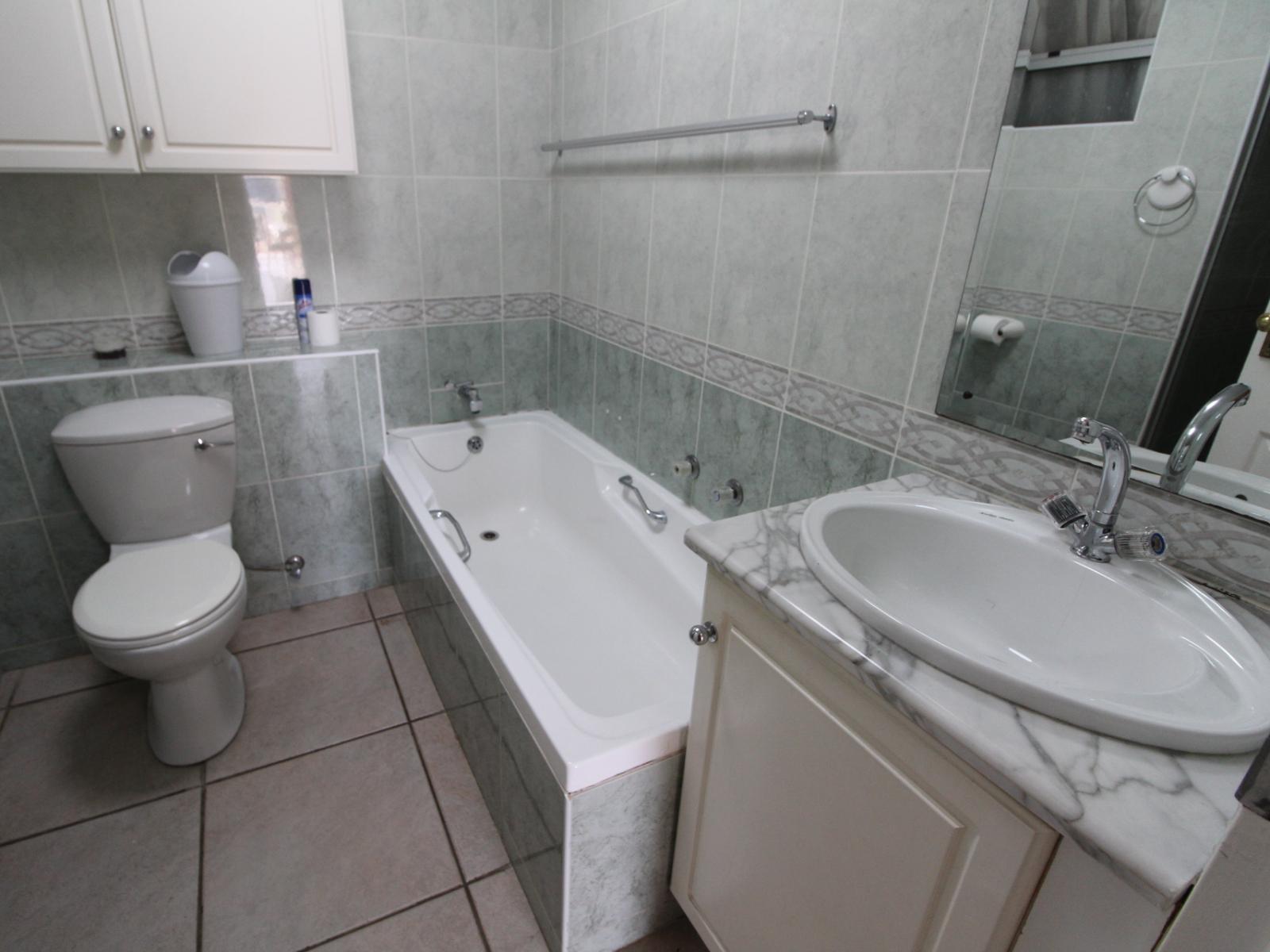 Roomtype 541: Bathroom South Coast - Just Property