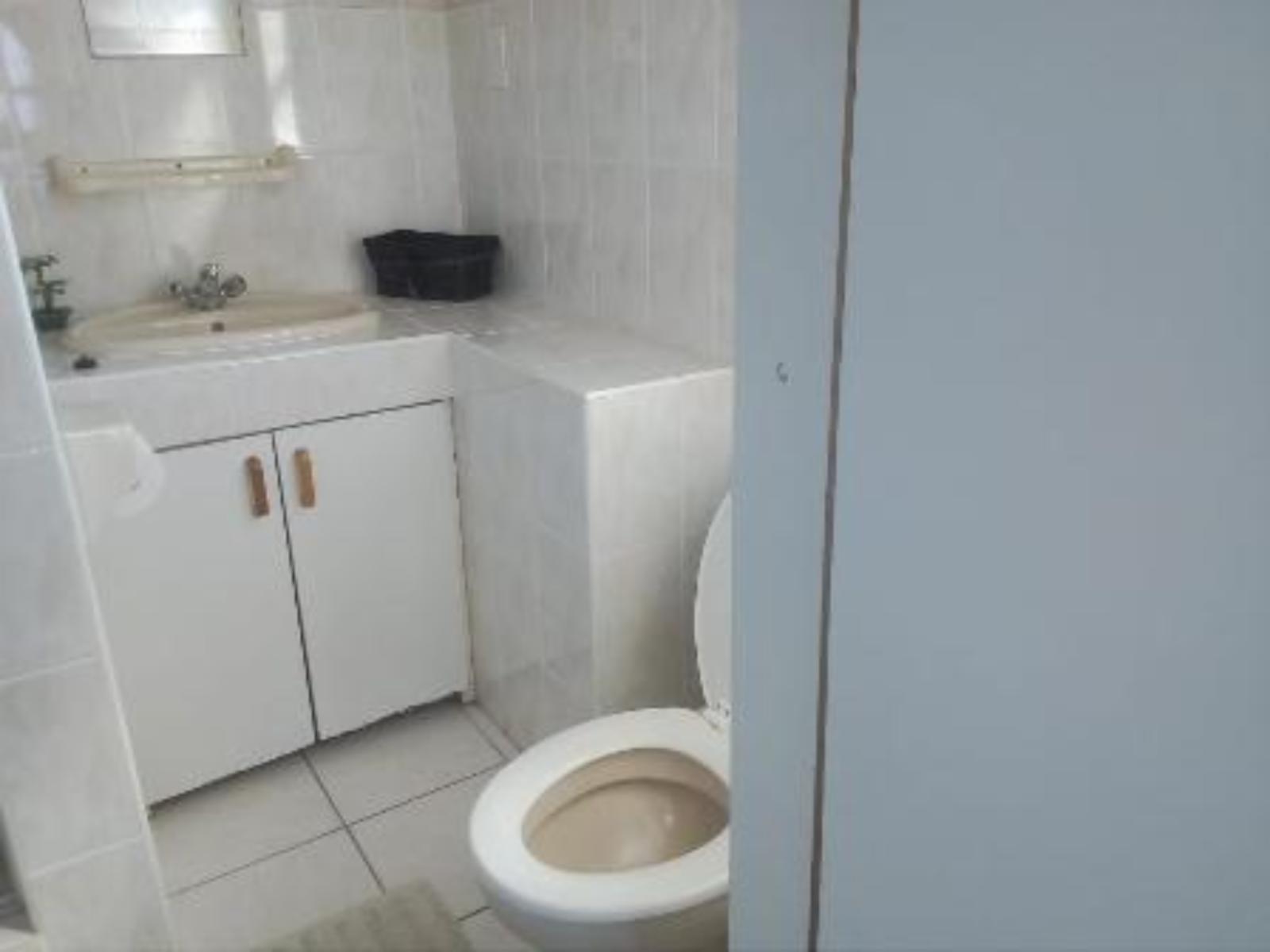 Roomtype 77: Bathroom South Coast - Just Property