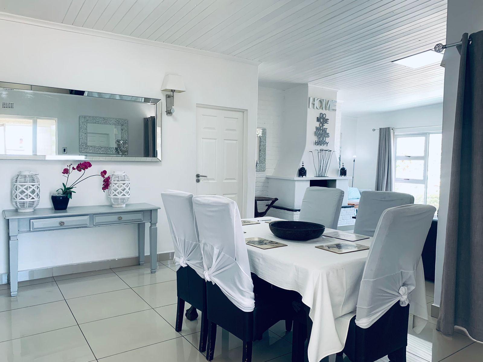 Saldanha Bay Lodge