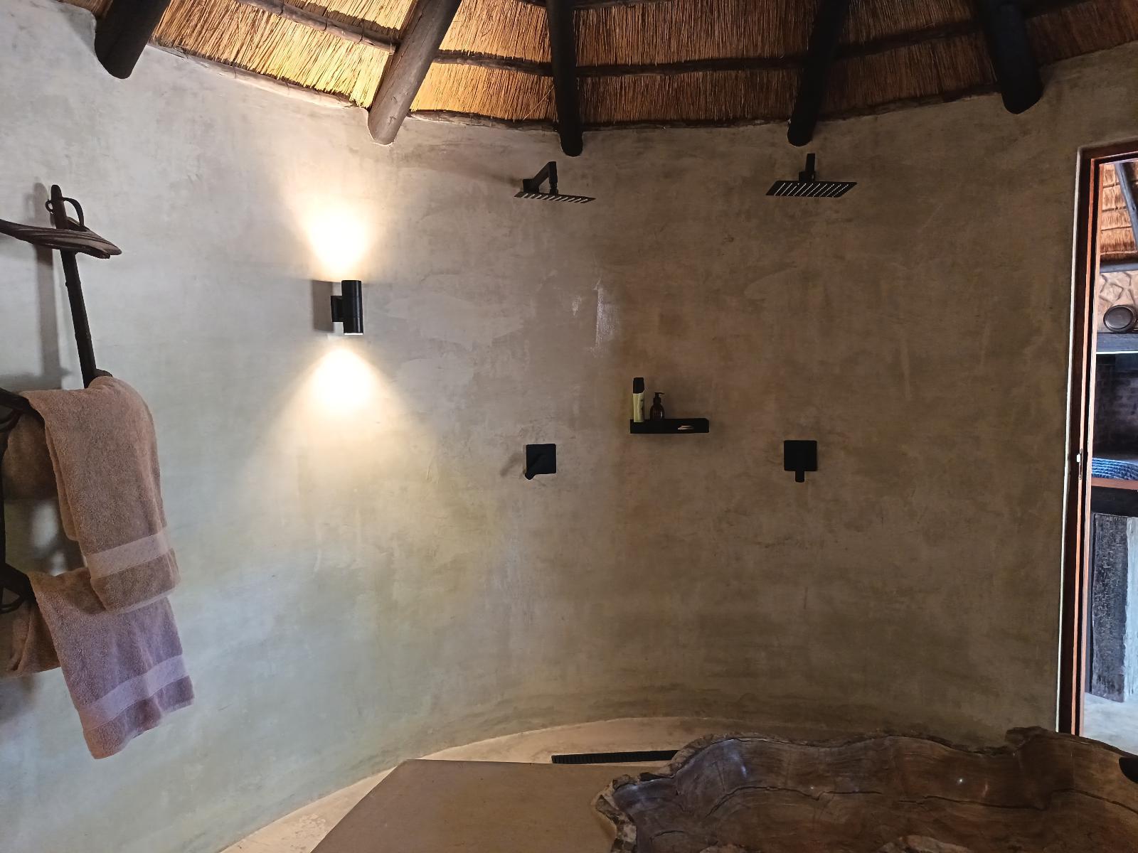 Roomtype 16: Shower Sibani Lodge