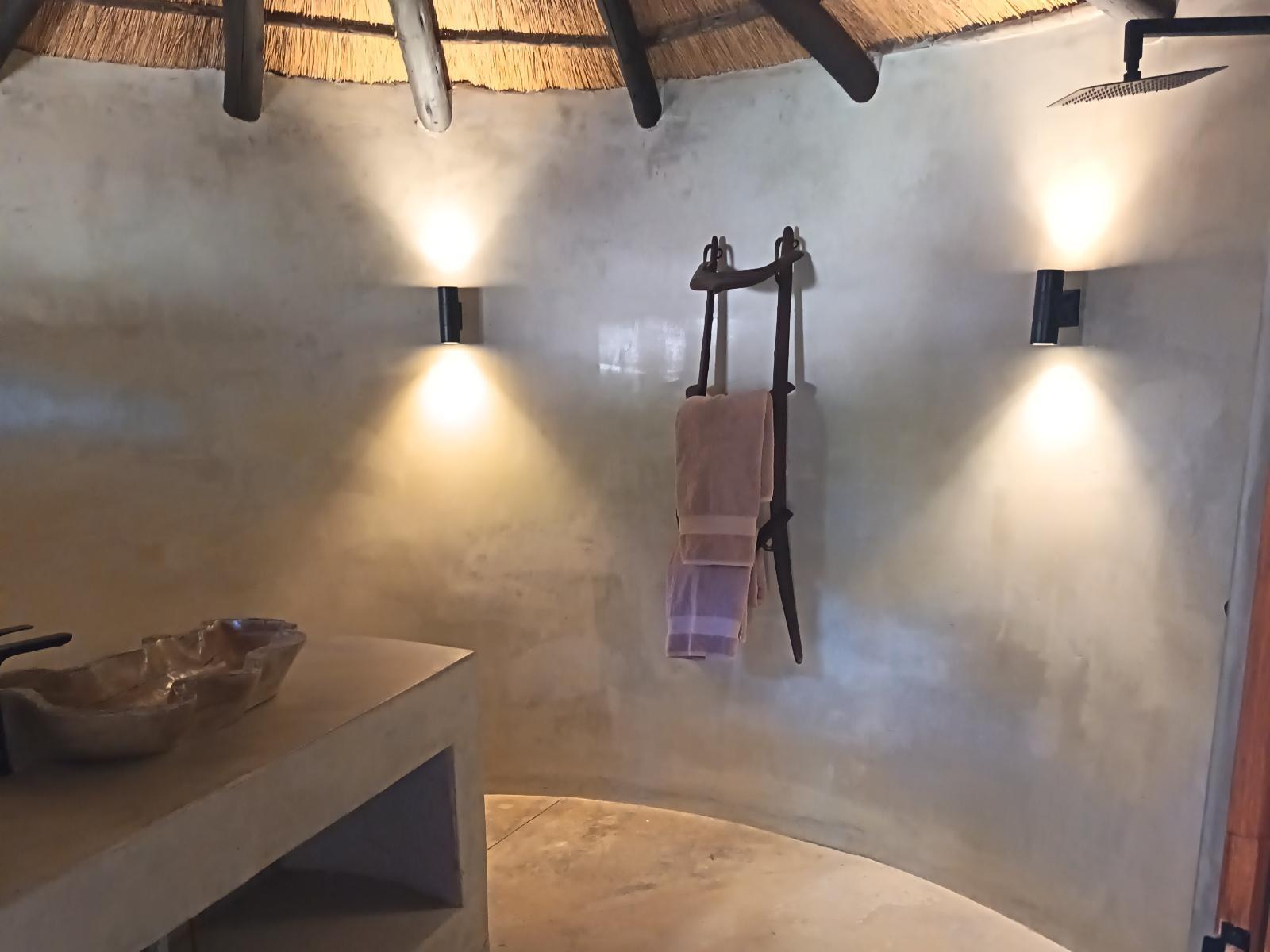 Roomtype 16: Toilet Sibani Lodge