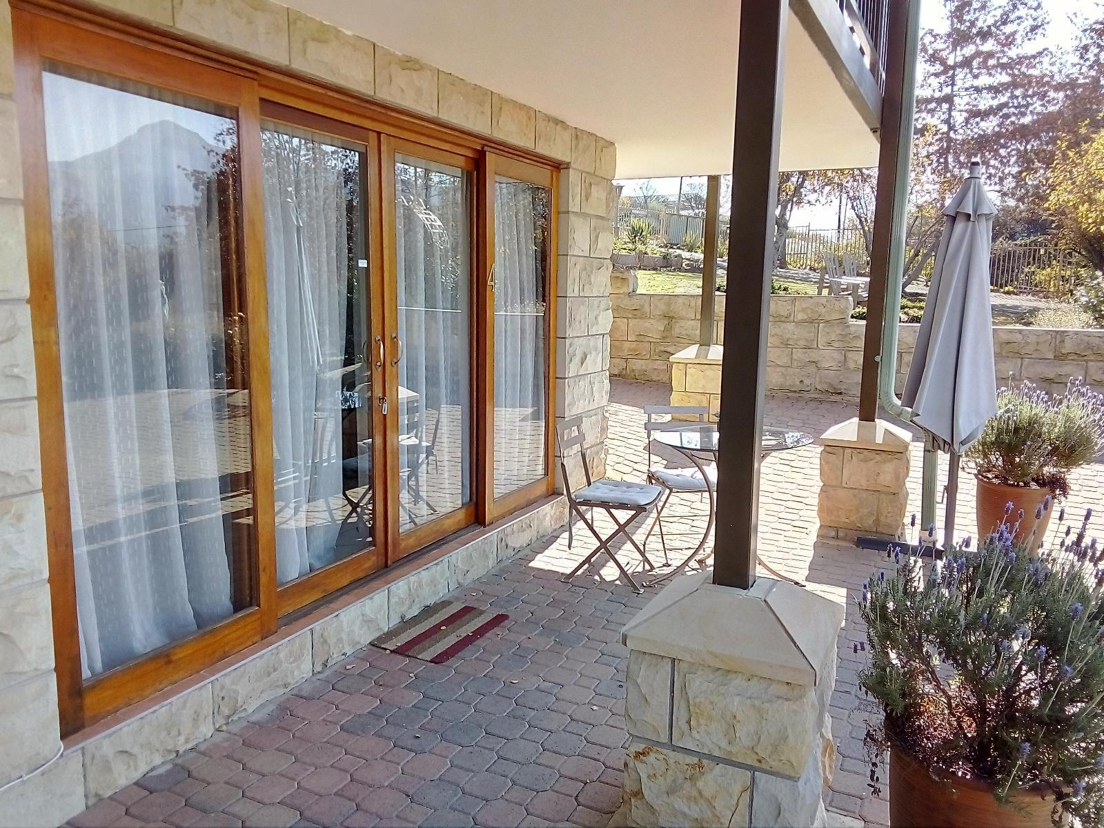 Mt Horeb Manor Affordable Deals Book SelfCatering or Bed and