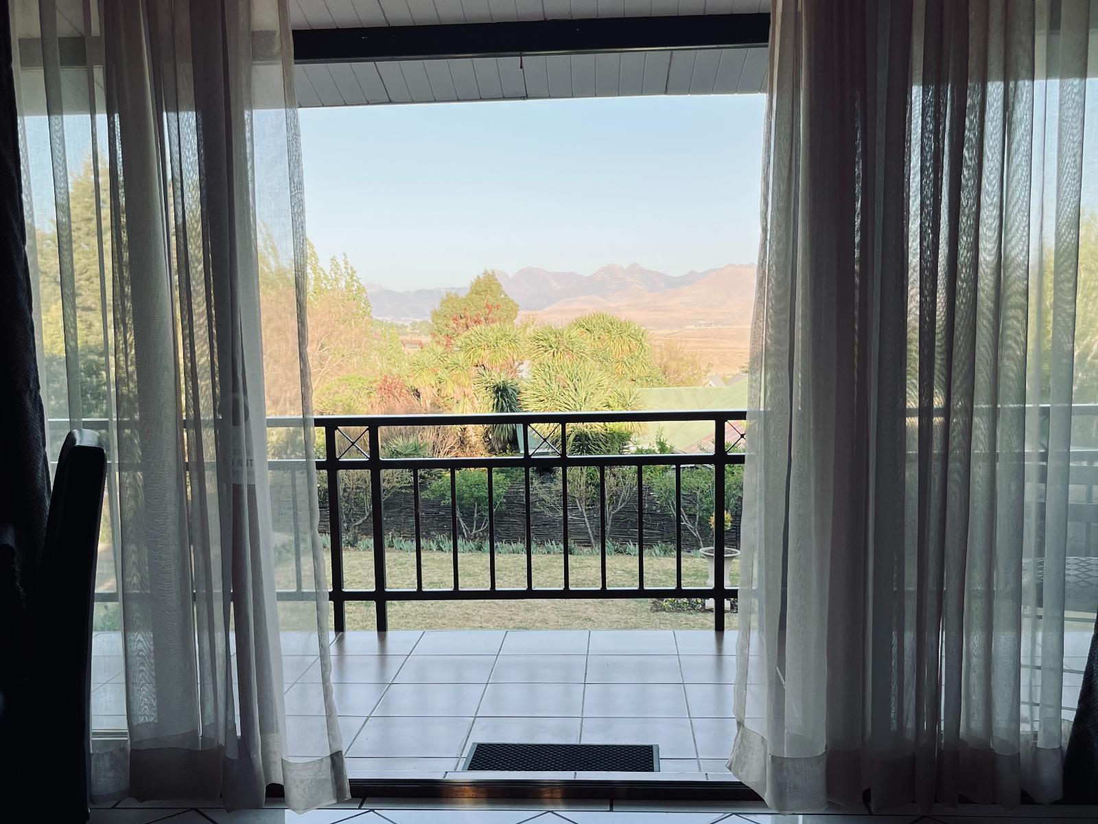 Mt Horeb Manor Affordable Deals Book SelfCatering or Bed and