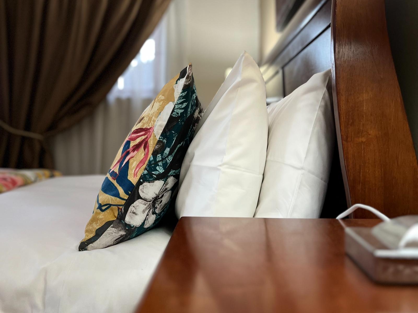 Mt Horeb Manor Affordable Deals Book SelfCatering or Bed and