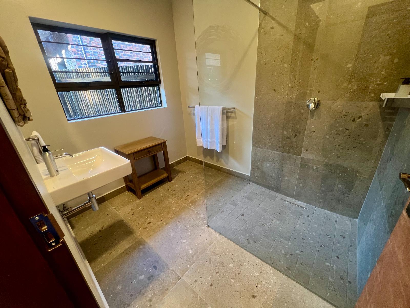 Roomtype 9: Bathroom Little Eden St Lucia KZN South Africa