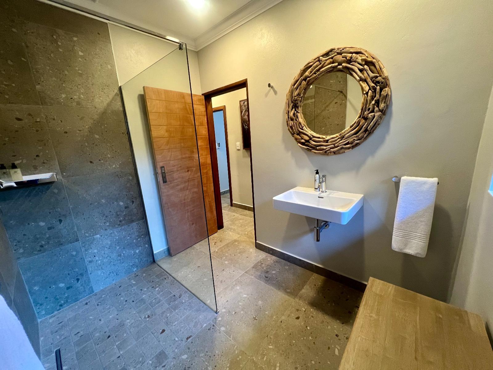 Roomtype 9: Bathroom Little Eden St Lucia KZN South Africa
